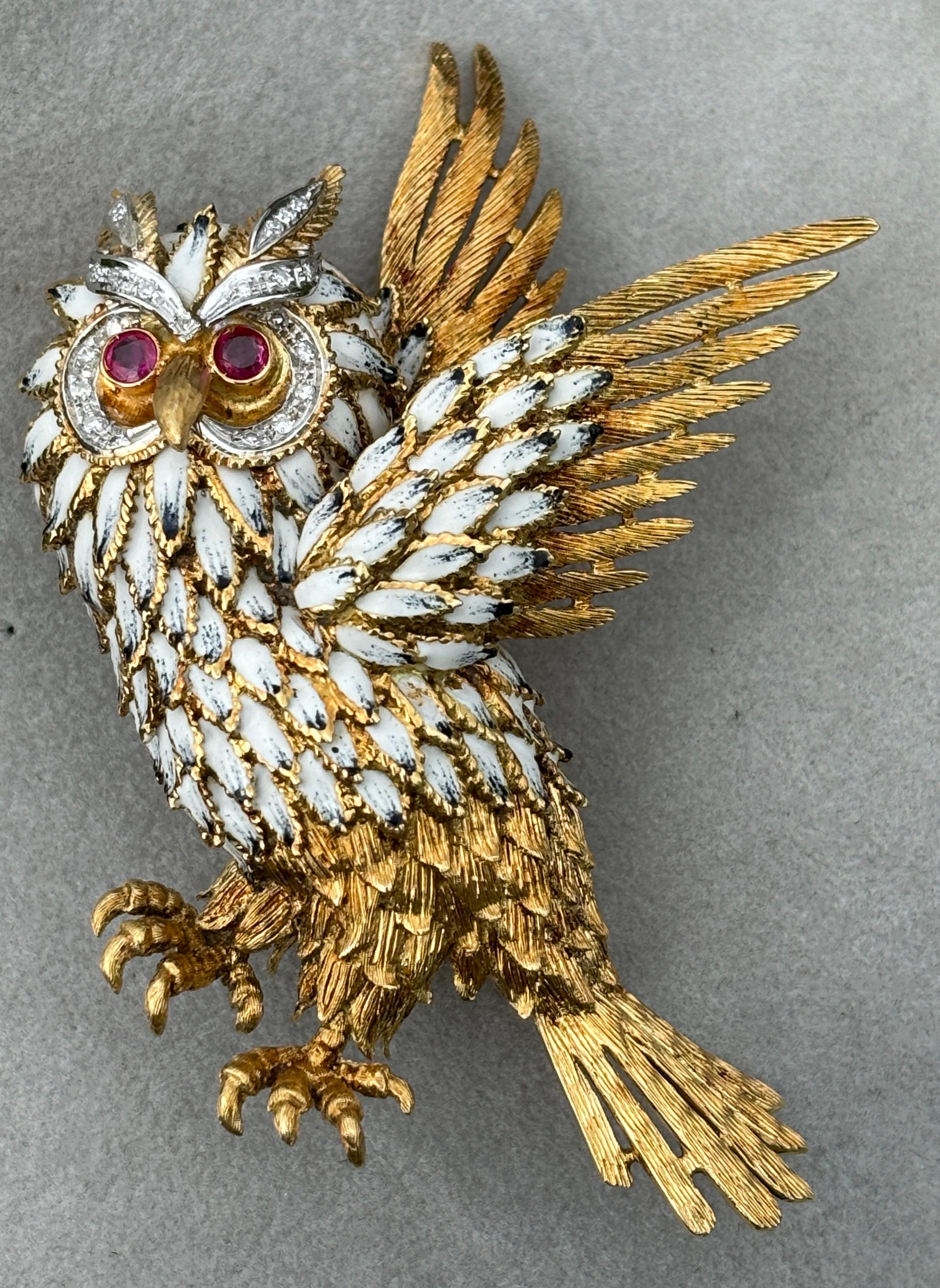 Large Majestic 18k Yellow Gold Italian Enameled Ruby & Diamond OWL Brooch For Sale 8