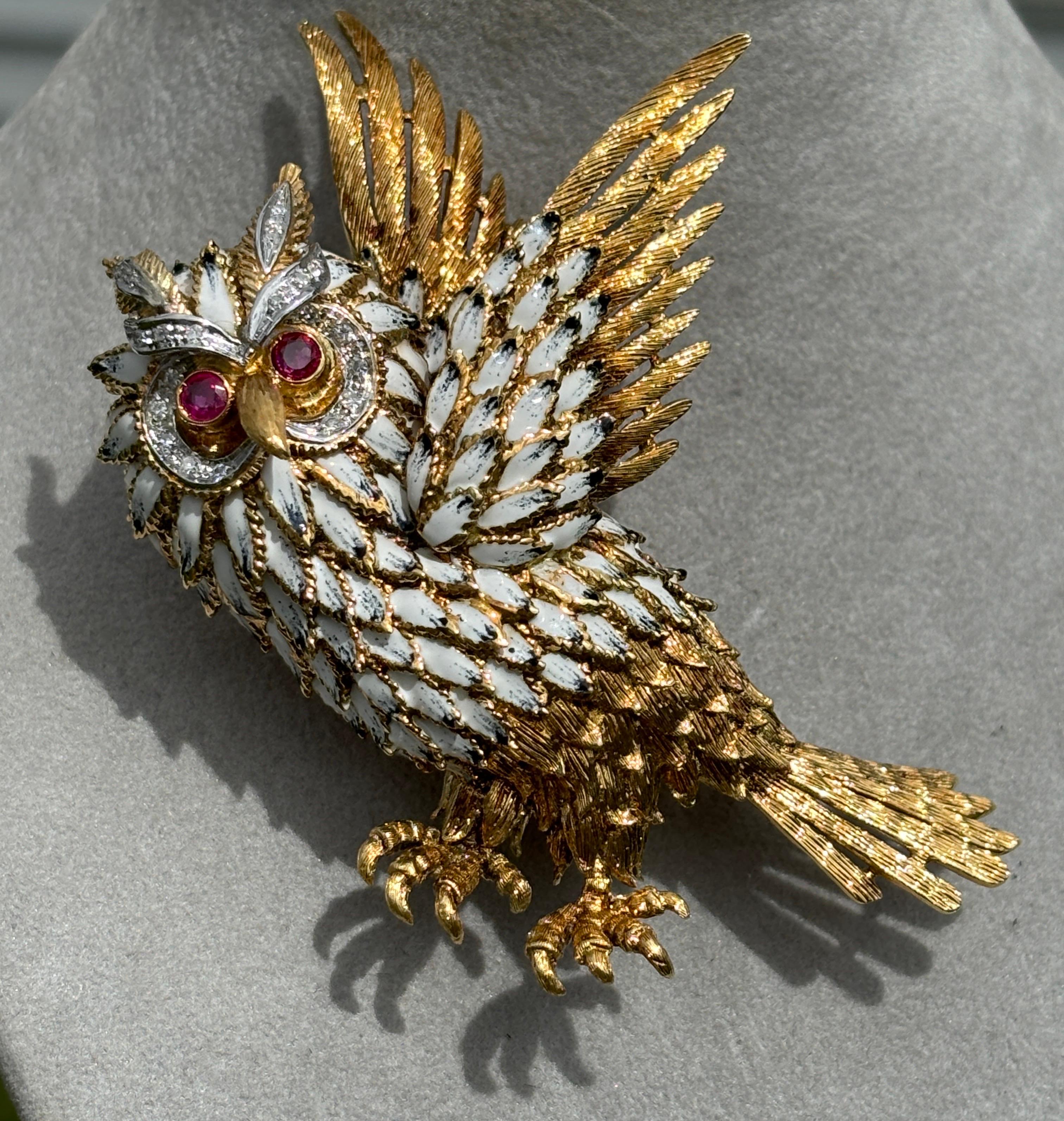 Large Majestic 18k Yellow Gold Italian Enameled Ruby & Diamond OWL Brooch For Sale 9