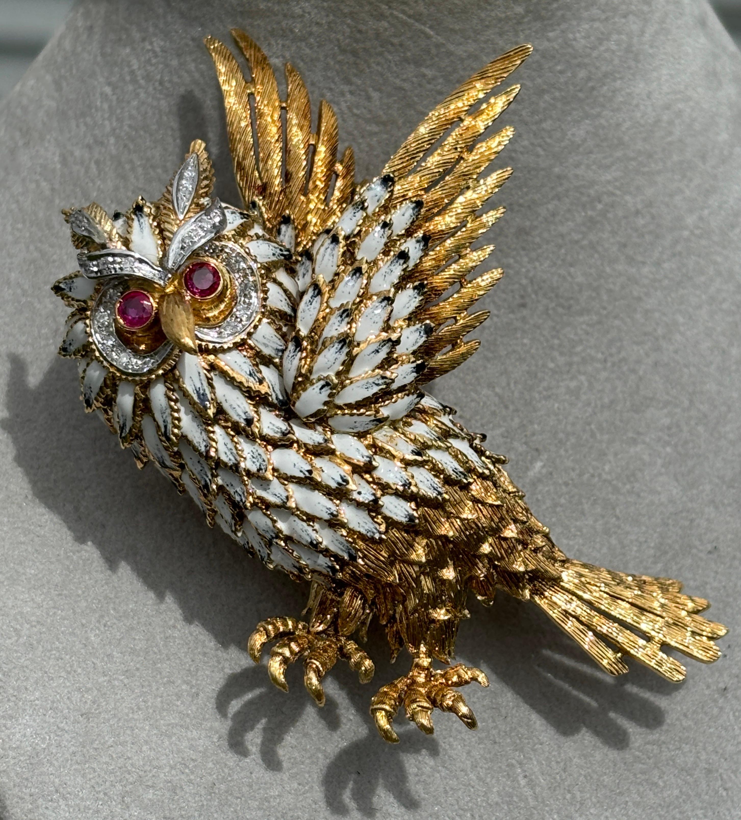Large Majestic 18k Yellow Gold Italian Enameled Ruby & Diamond OWL Brooch For Sale 10