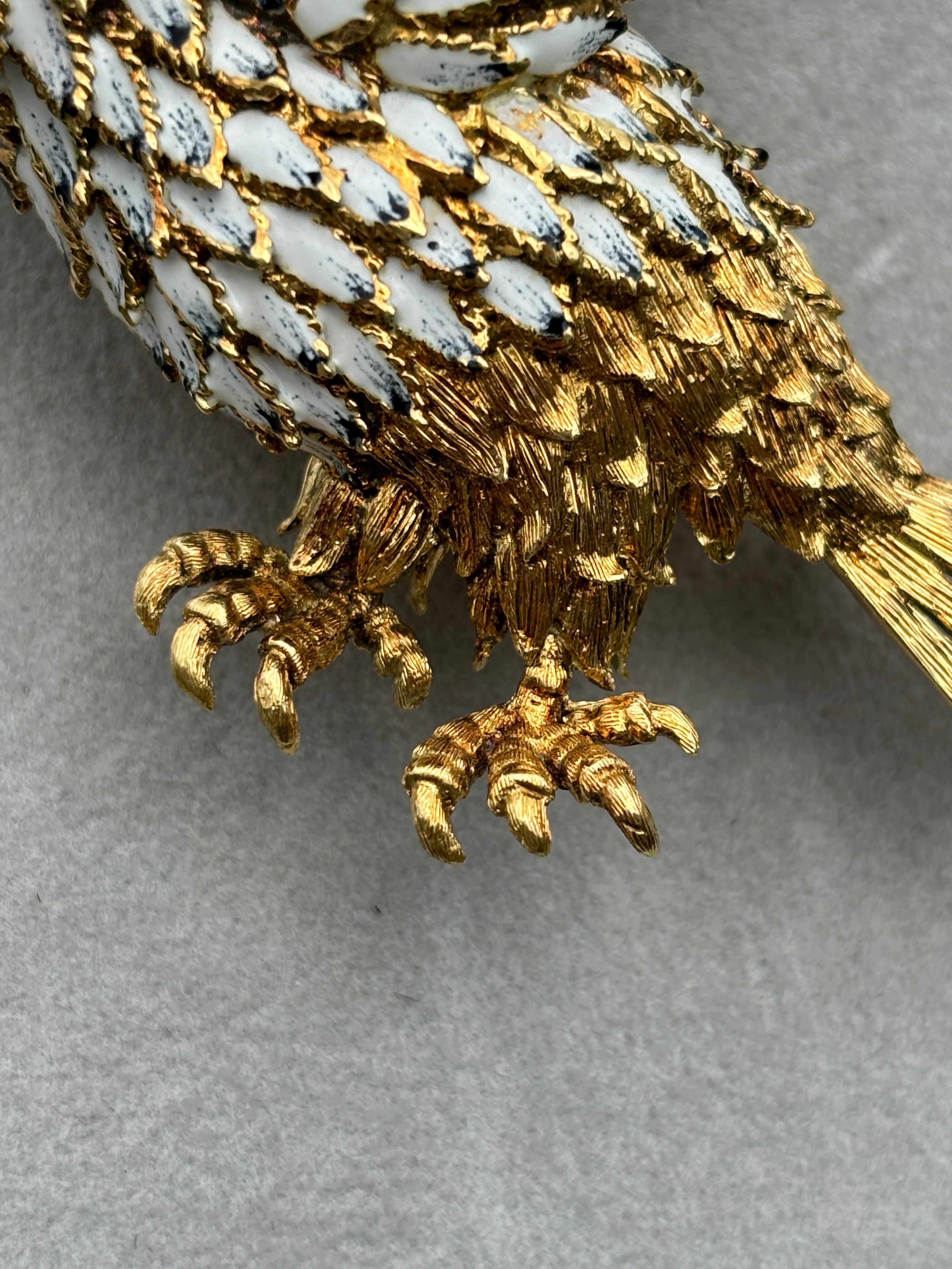 Brilliant Cut Large Majestic 18k Yellow Gold Italian Enameled Ruby & Diamond OWL Brooch For Sale