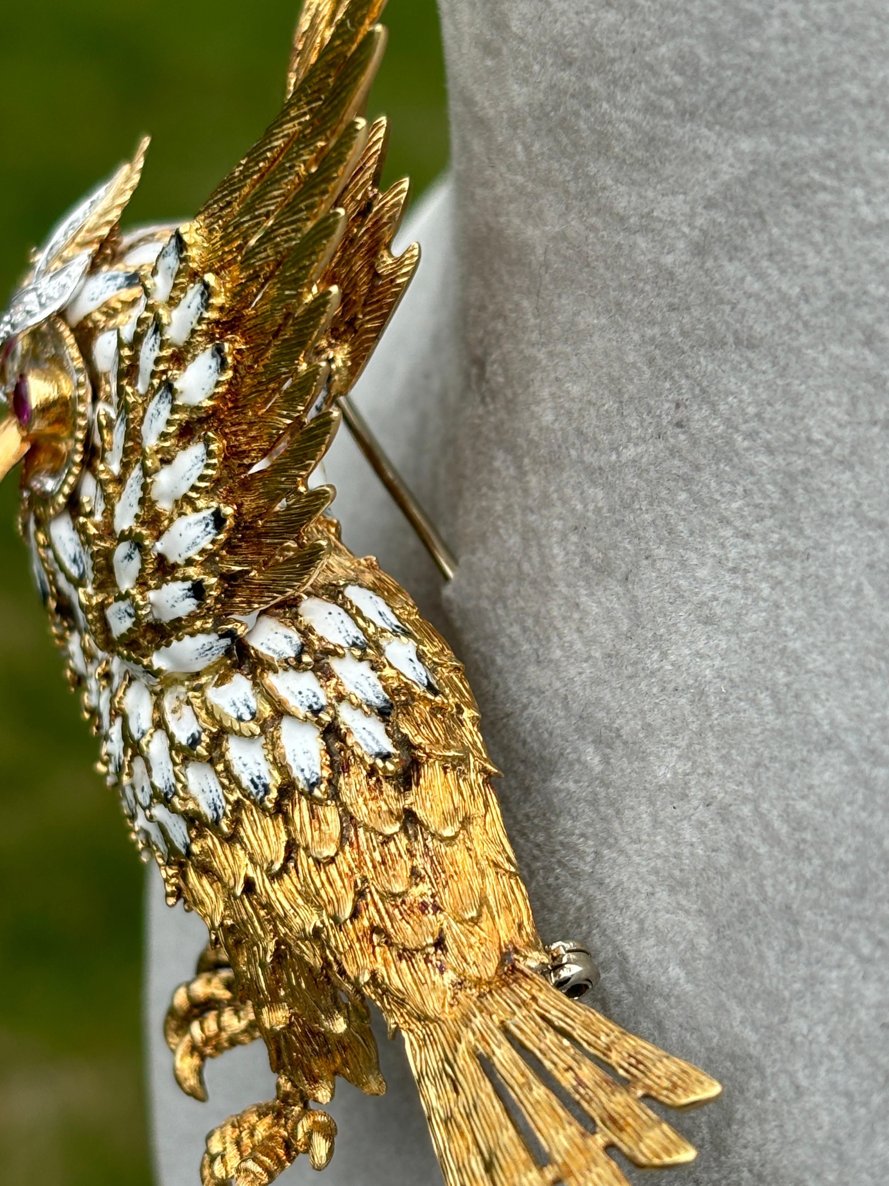 Large Majestic 18k Yellow Gold Italian Enameled Ruby & Diamond OWL Brooch For Sale 4
