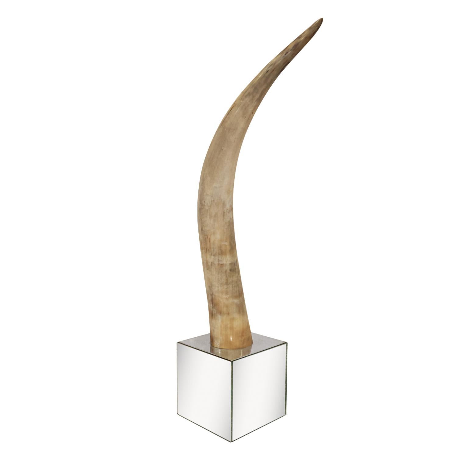 American Large Majestic Horn Mounted On A Mirrored Cube Base 1970's For Sale