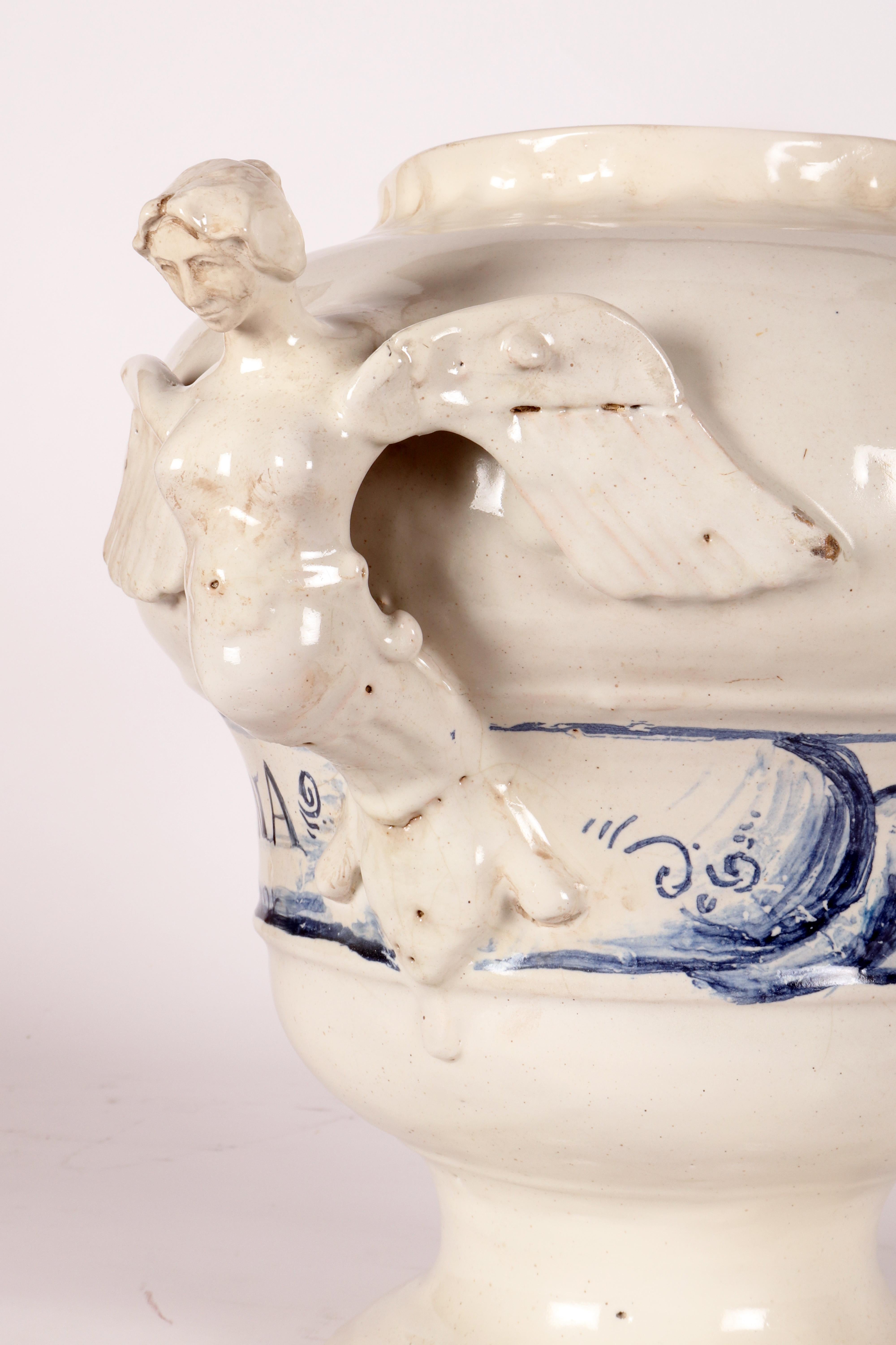 Large majolica Albarello with pharmaceutical writing, Italy circa 1730. For Sale 4