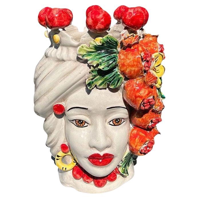 Große große Majolika-Keramikbüste, Pflanzgefäß oder Vase einer Frau mit Blumen, Italien