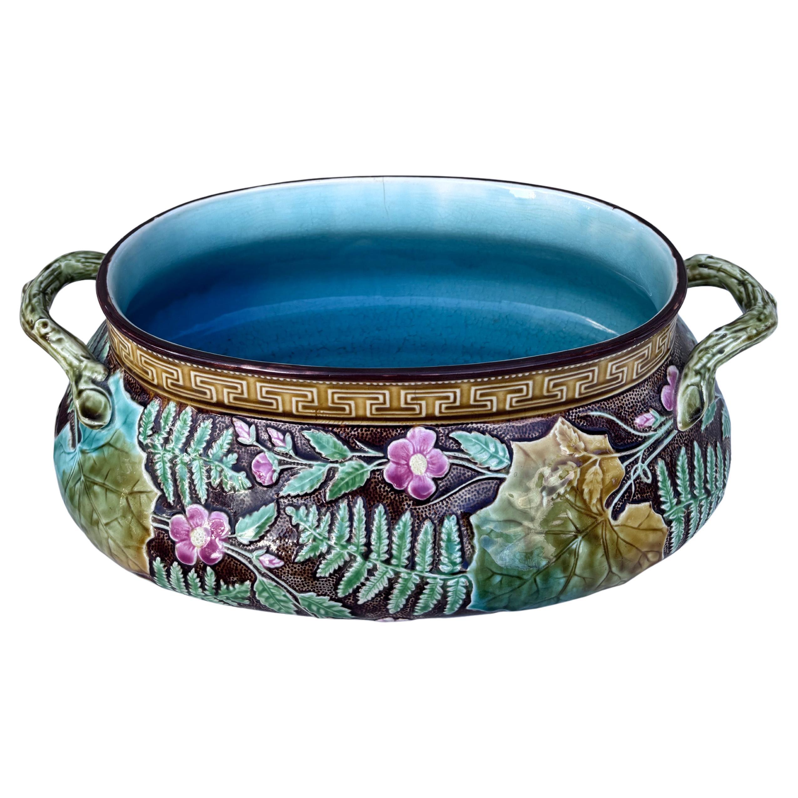 Victorien Grande Jardinière en majolique de Choisy-le-Roi, vers 1880
