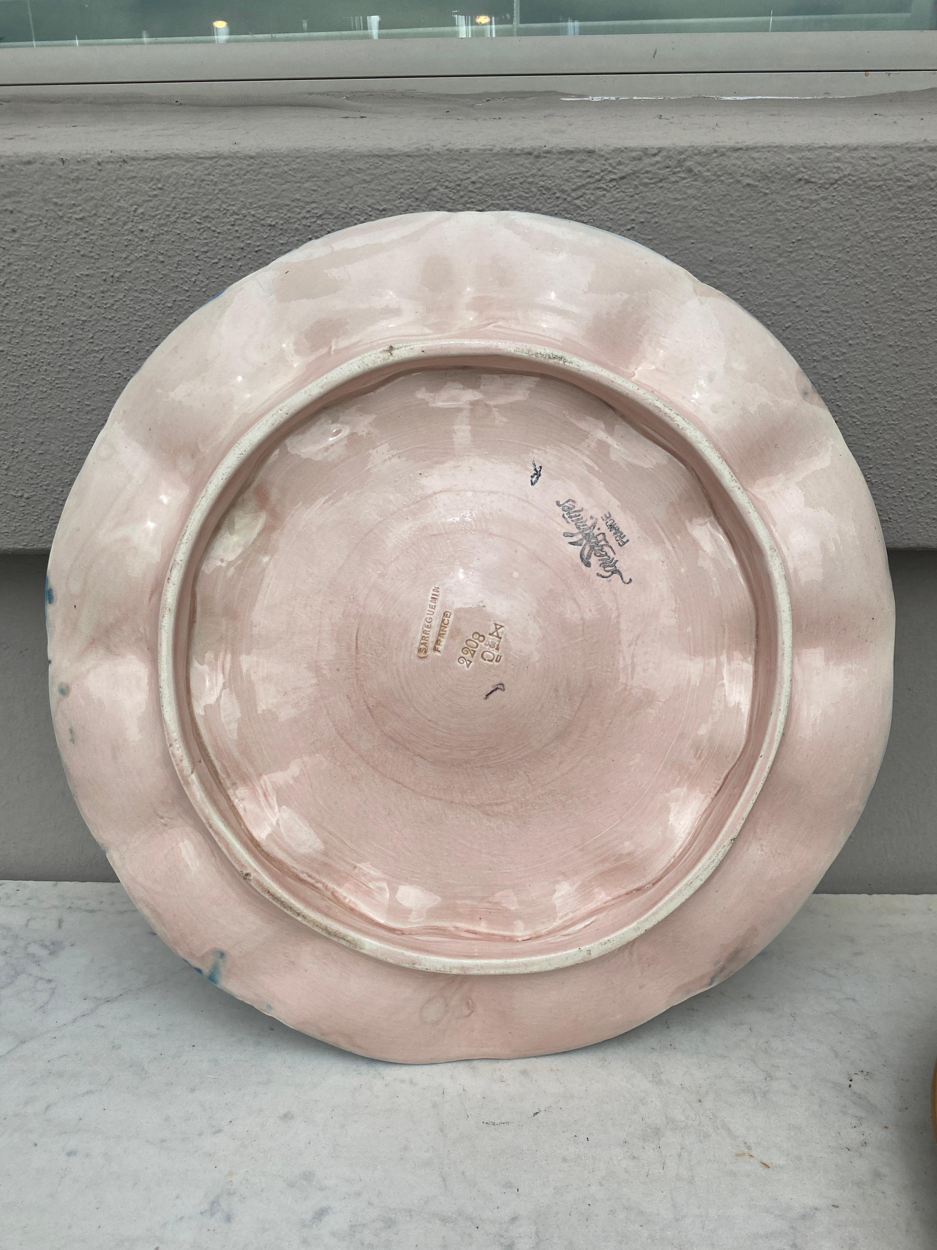 Large Majolica Oyster Platter Sarreguemines, Circa 1920 In Good Condition For Sale In Austin, TX