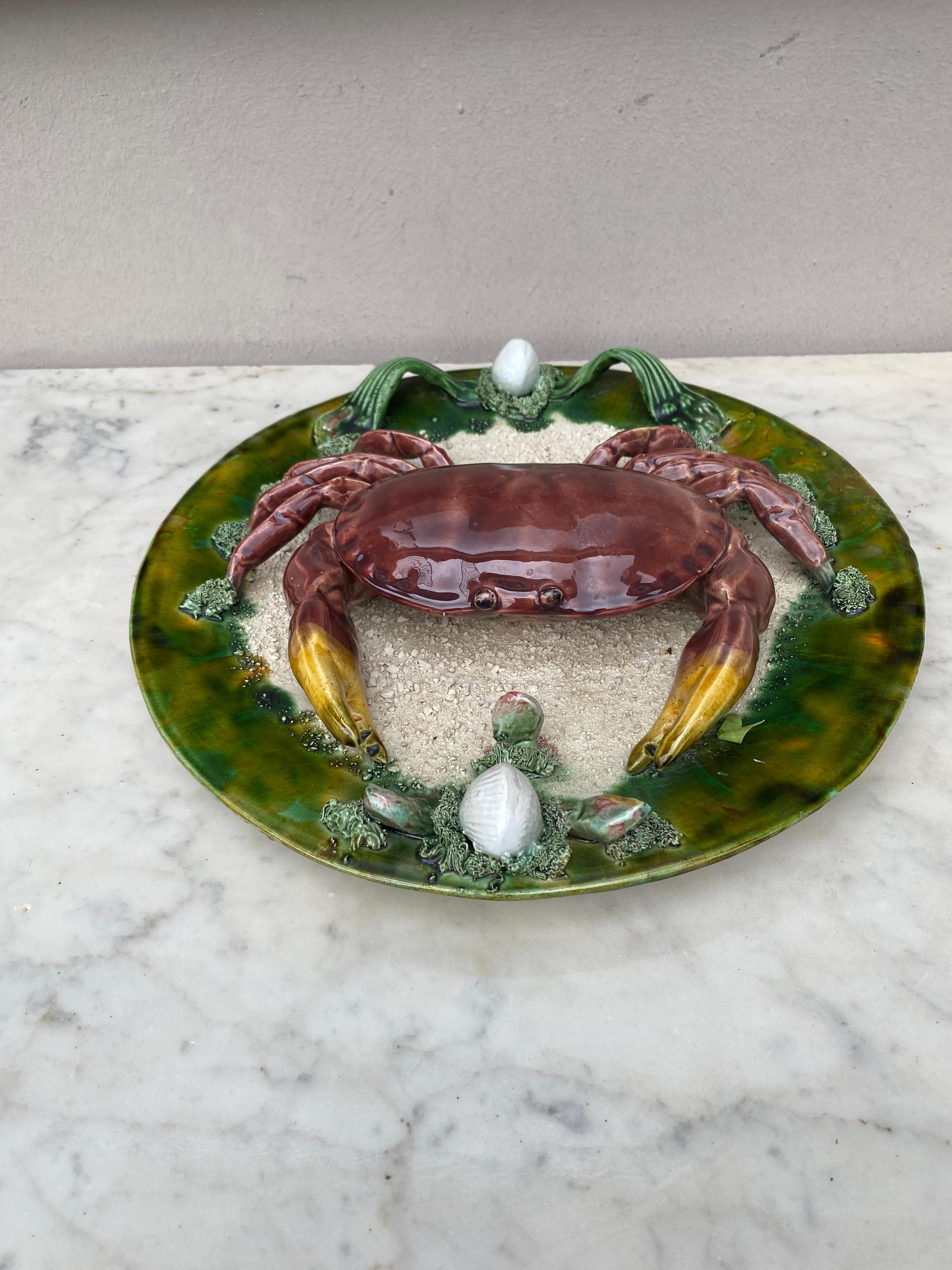 Rustic Large Majolica Palissy Portuguese Crab Wall Platter, circa 1940 For Sale