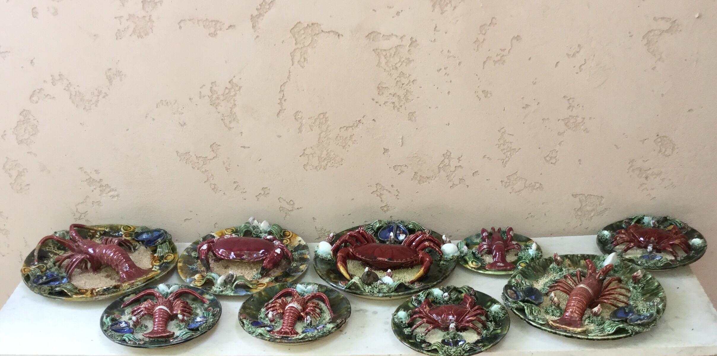 Large Majolica Palissy Portuguese Crab Wall Platter, circa 1940 In Good Condition In Austin, TX