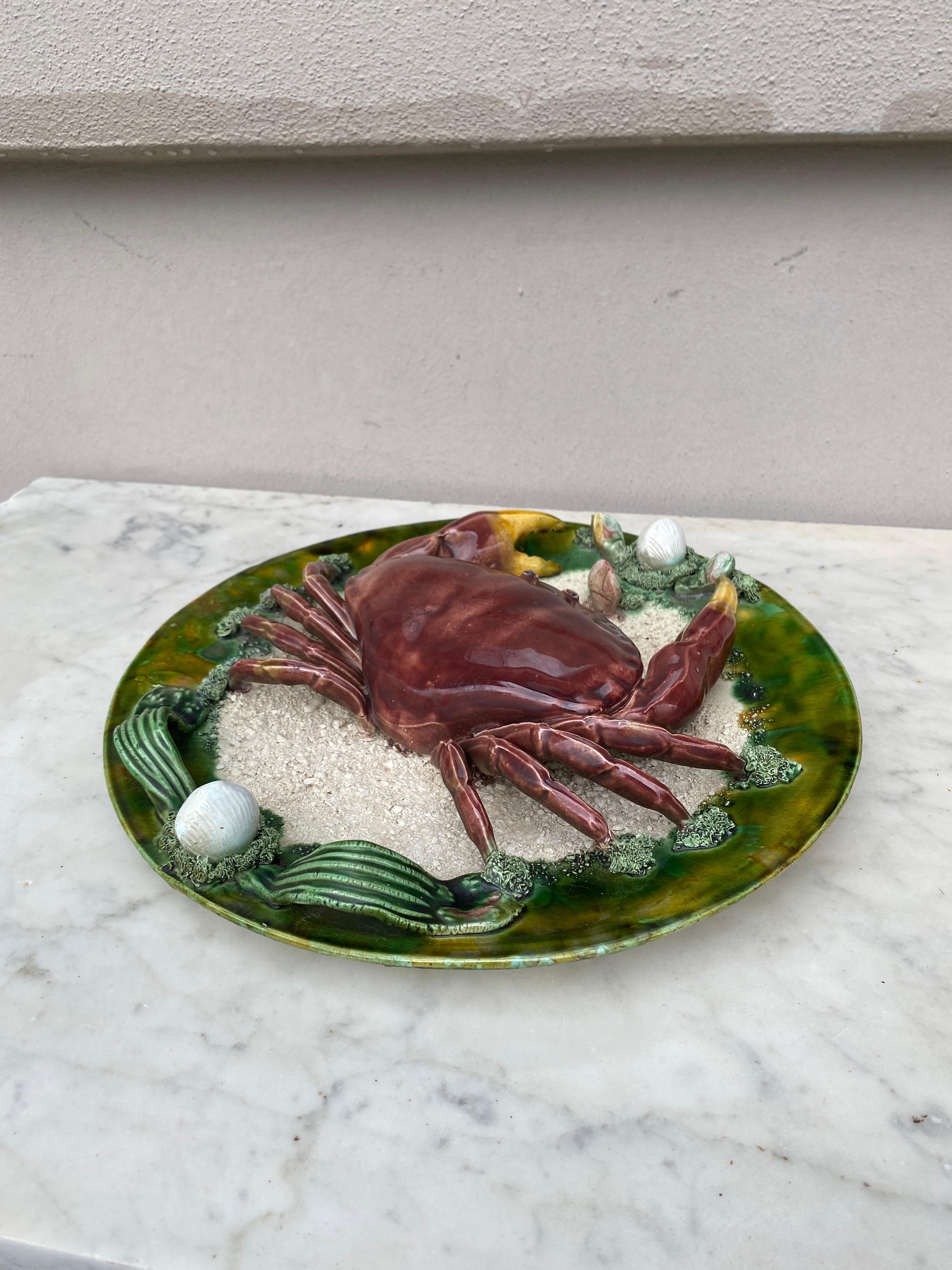 Mid-20th Century Large Majolica Palissy Portuguese Crab Wall Platter, circa 1940 For Sale