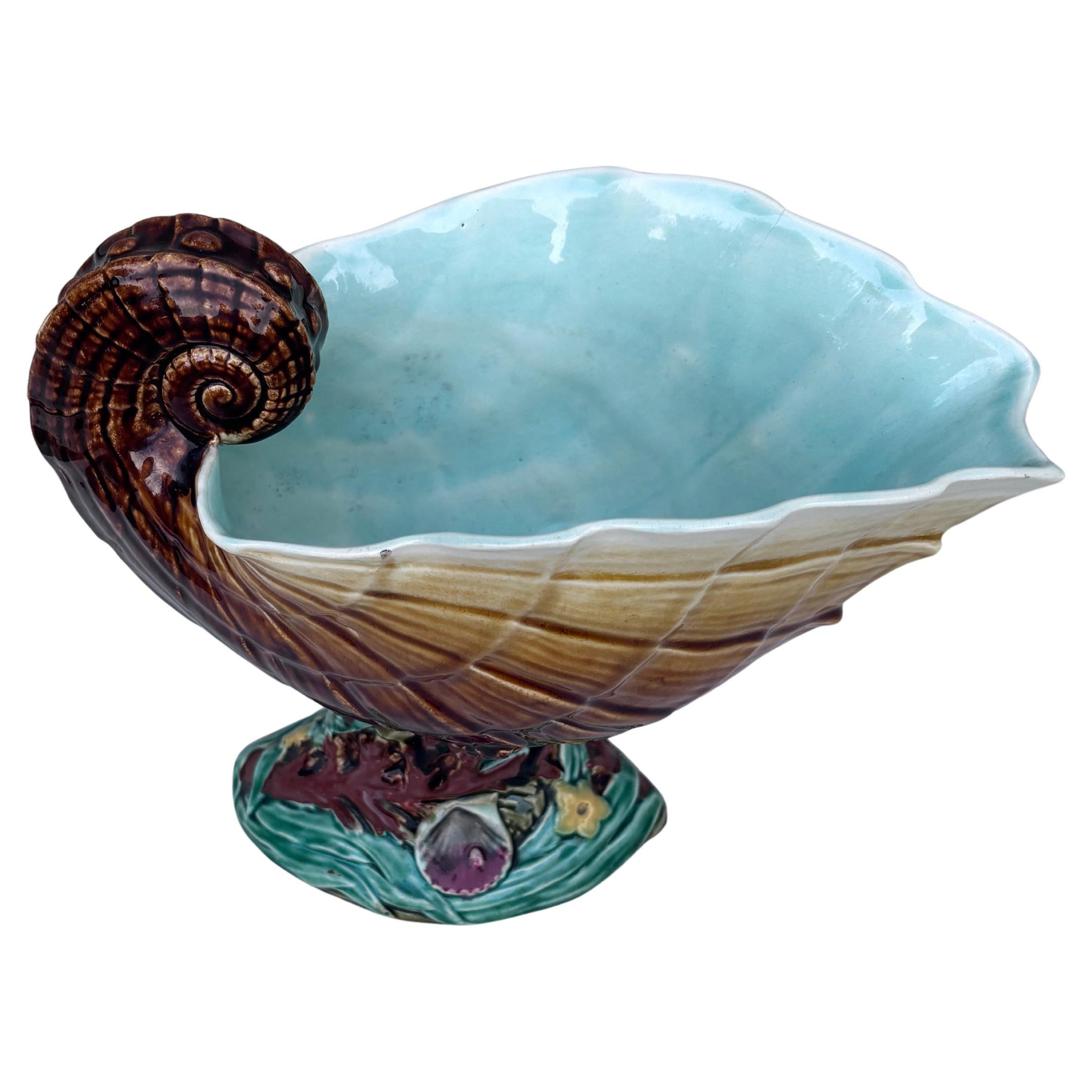 Aesthetic Movement Large Majolica Shell Vase Nautilus Choisy Le Roi, circa 1890 For Sale