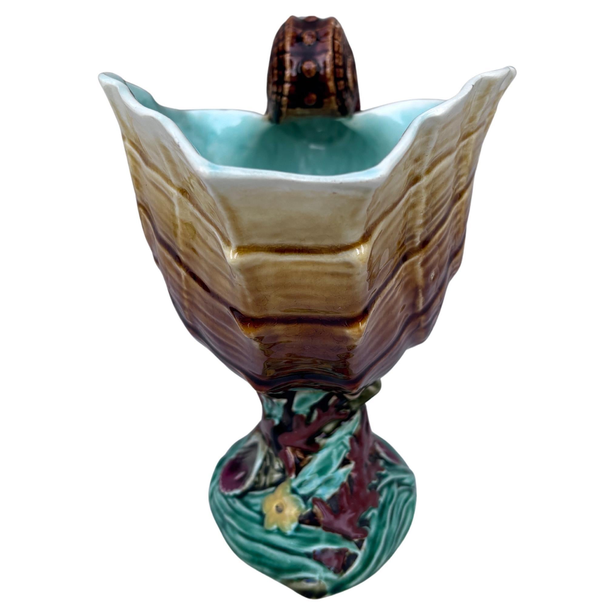 Large Majolica Shell Vase Nautilus Choisy Le Roi, circa 1890 In Good Condition For Sale In Austin, TX