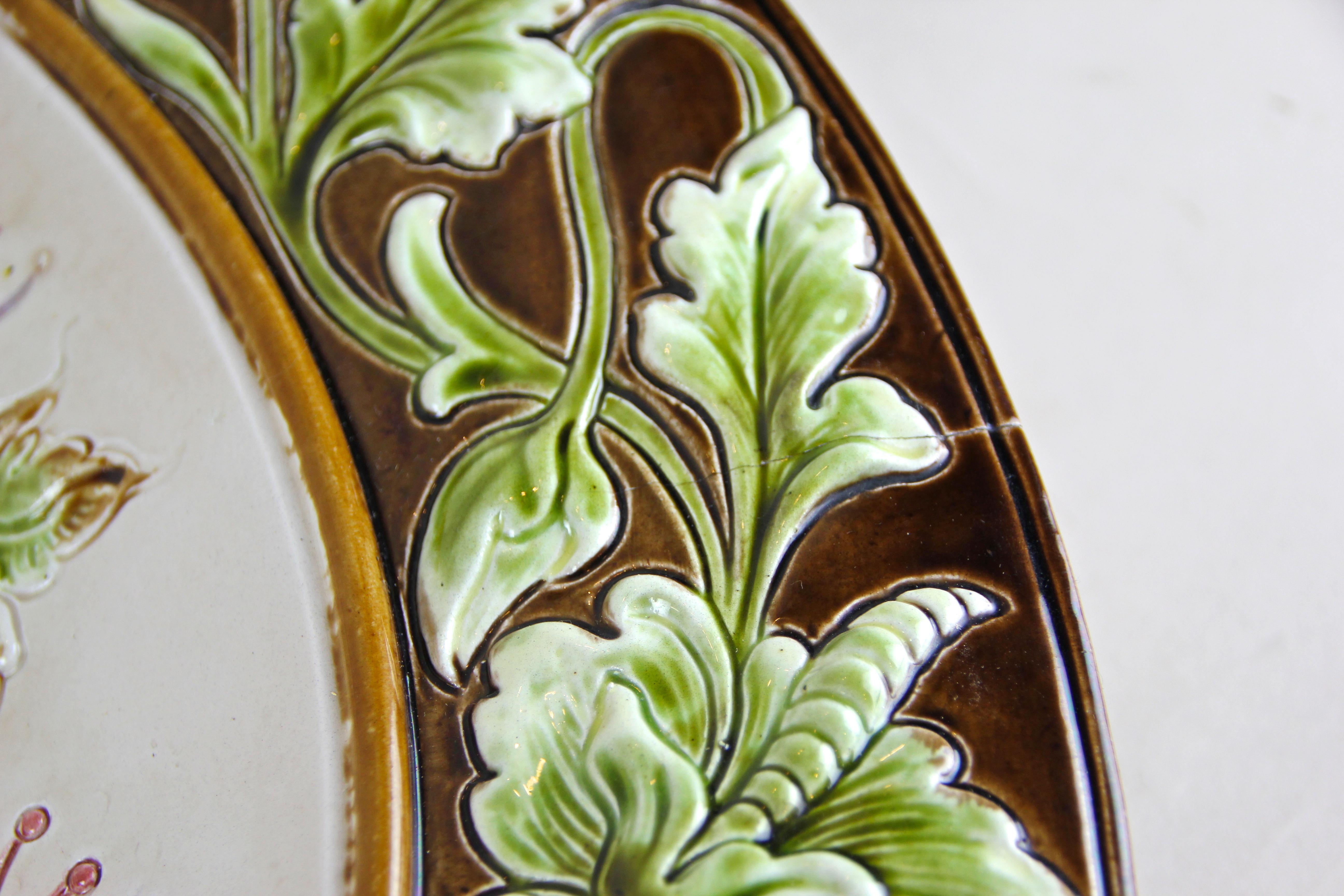 Large Majolica Wall Plate by Wilhelm Schiller & Son, Bohemia, circa 1890 10