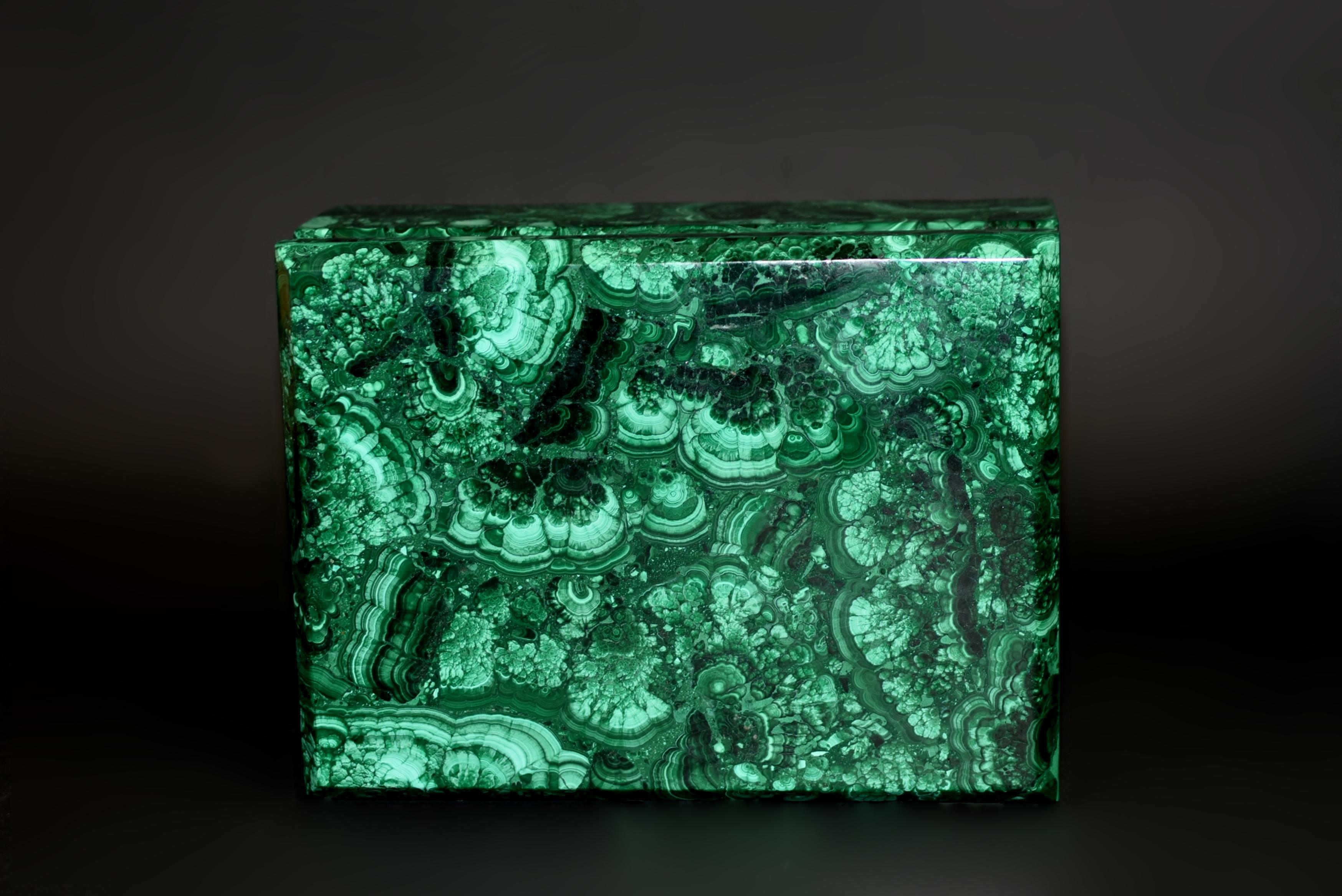 Large Malachite Box 8