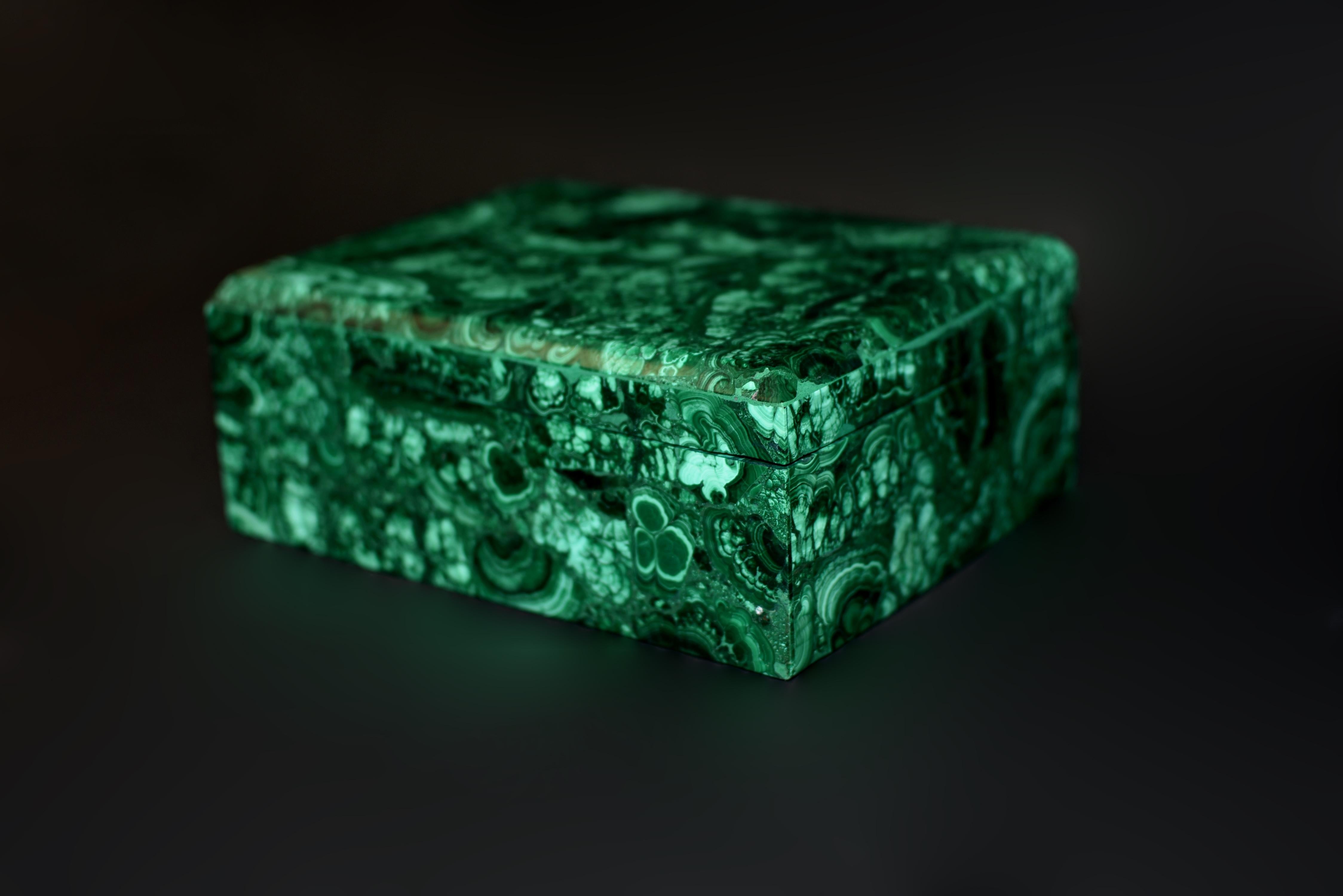 Large Malachite Box 8