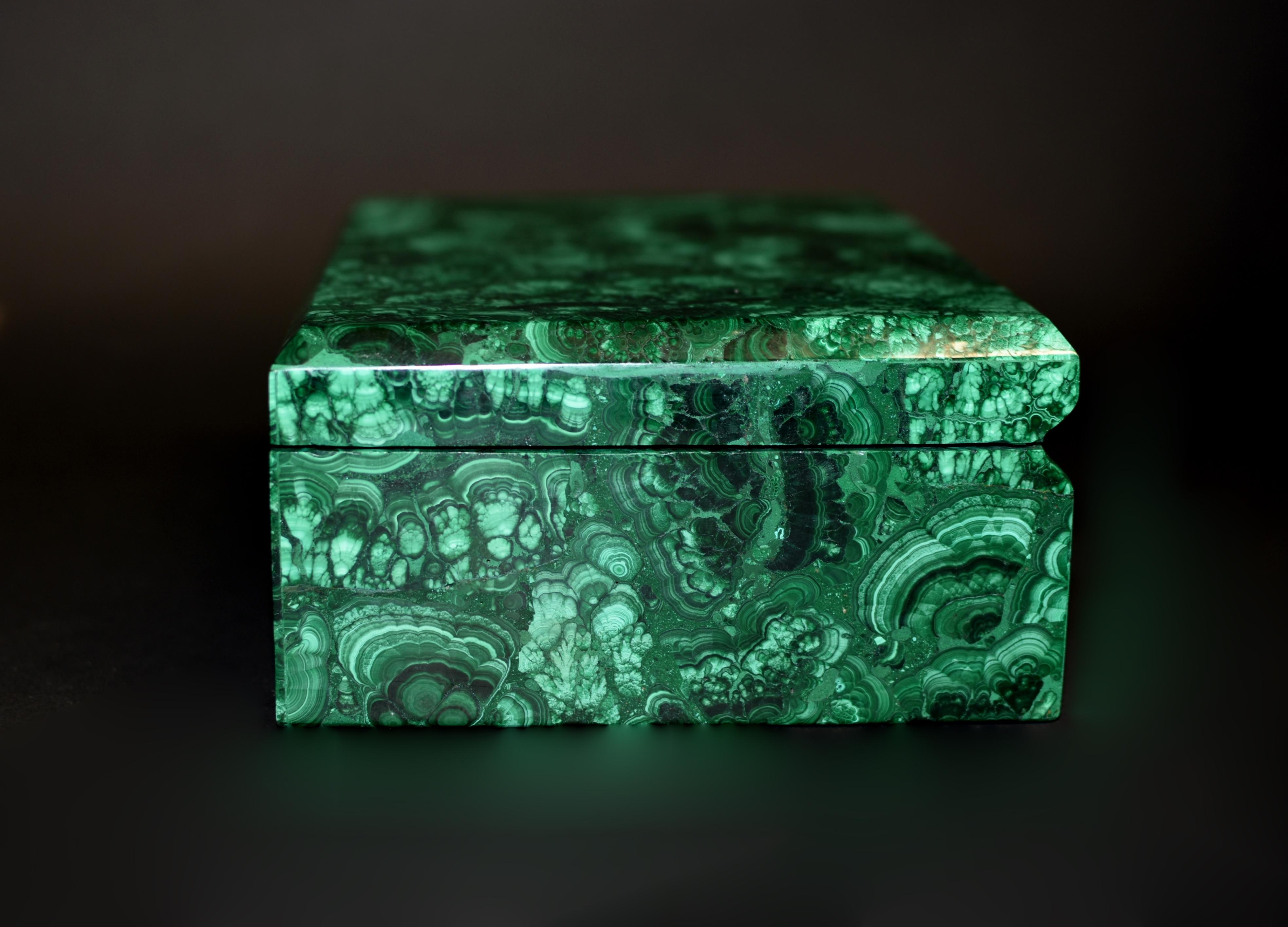 Large Malachite Box 8