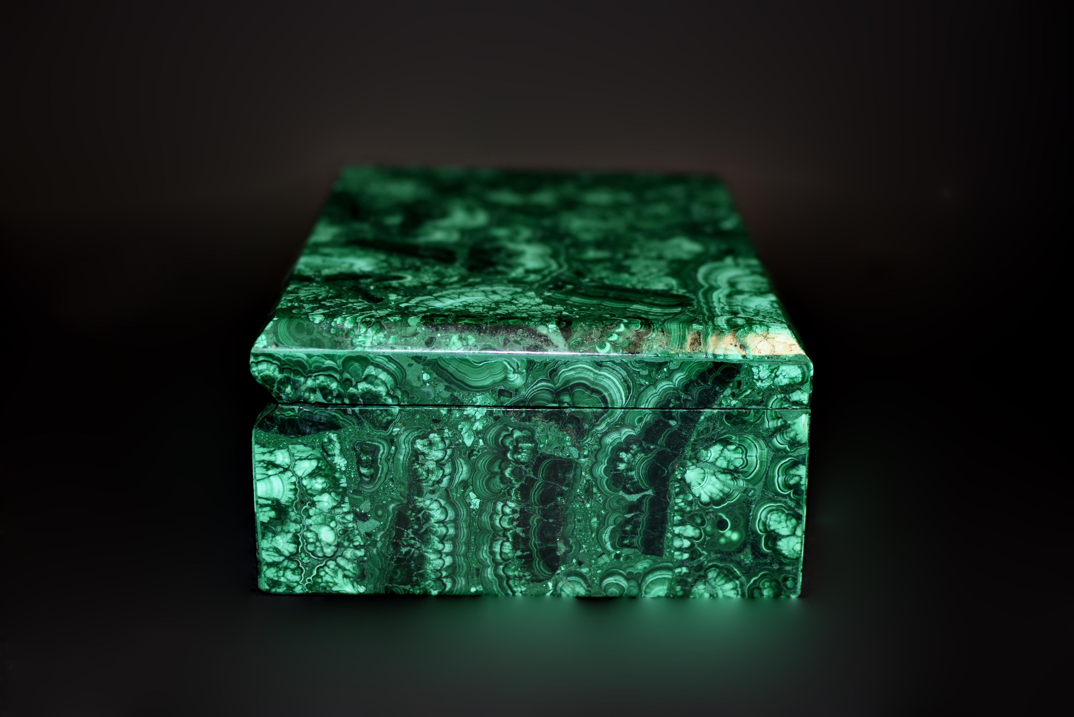 Large Malachite Box 8