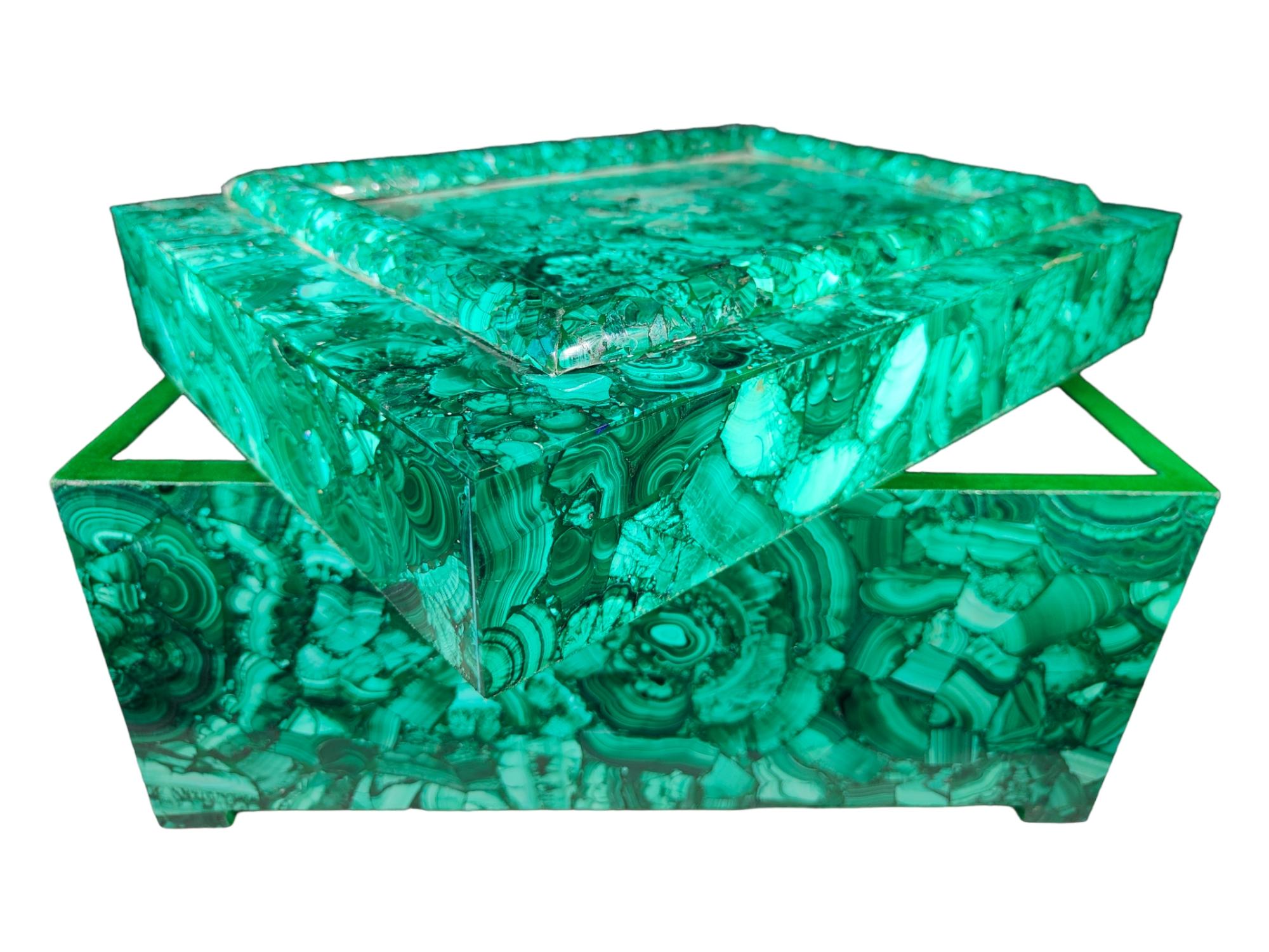 Large Malachite Box from the Mid-20th Century For Sale 10