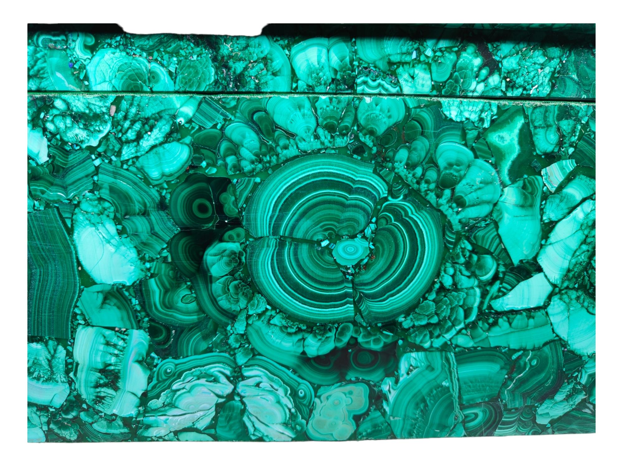 Large Malachite Box from the Mid-20th Century For Sale 2