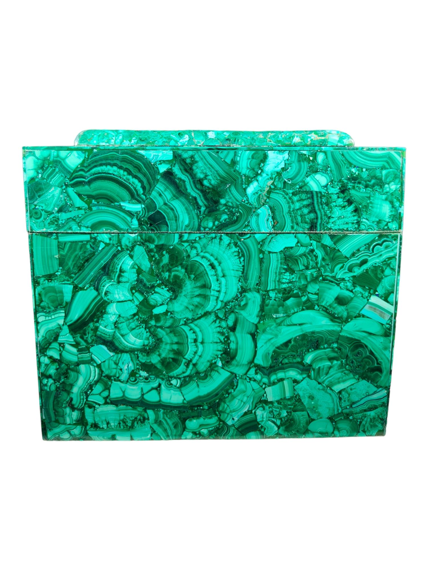 Large Malachite Box from the Mid-20th Century For Sale 5