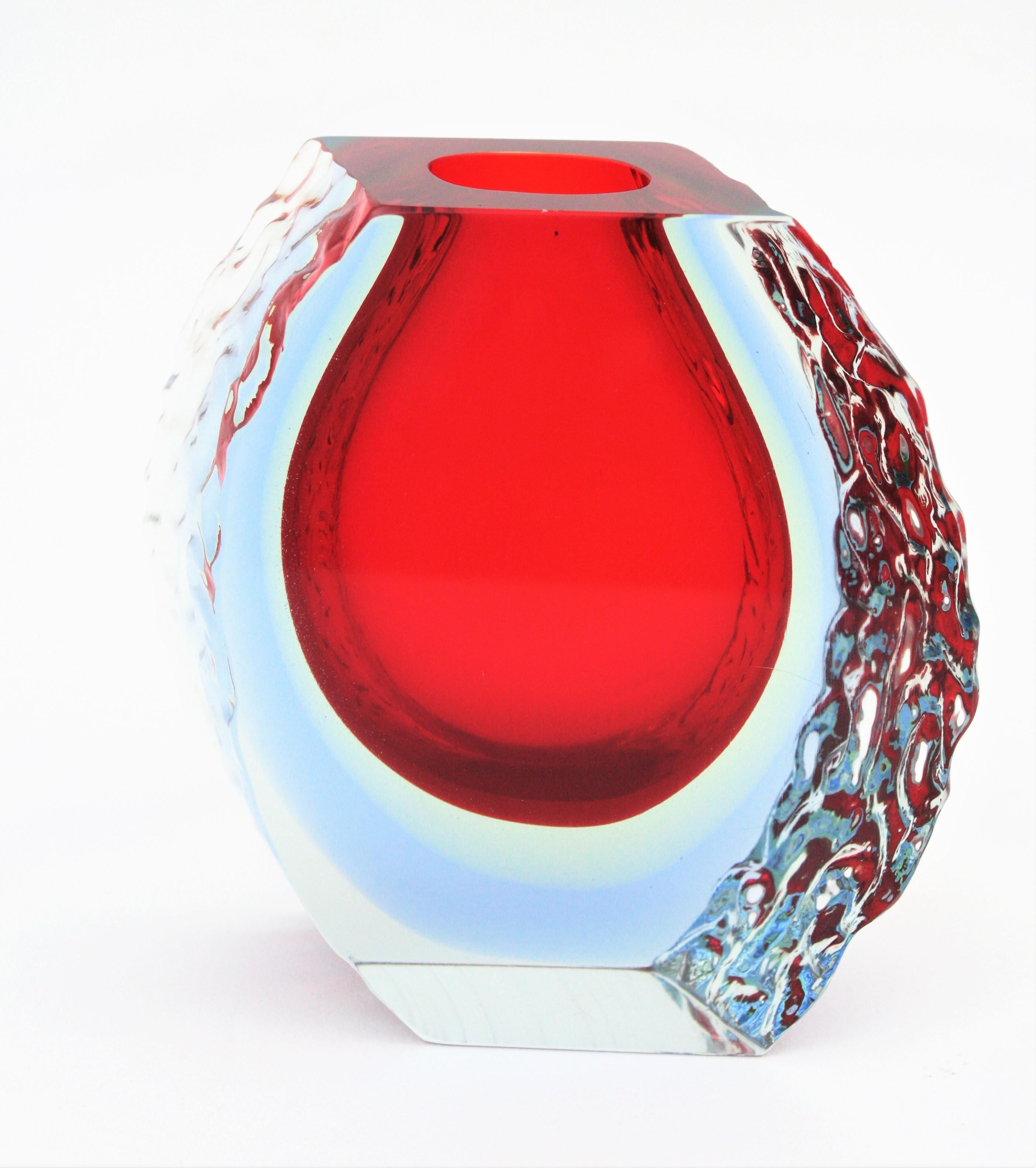 20th Century Large Mandruzzato Murano Faceted Textured Red, Blue, Yellow Sommerso Glass Vase