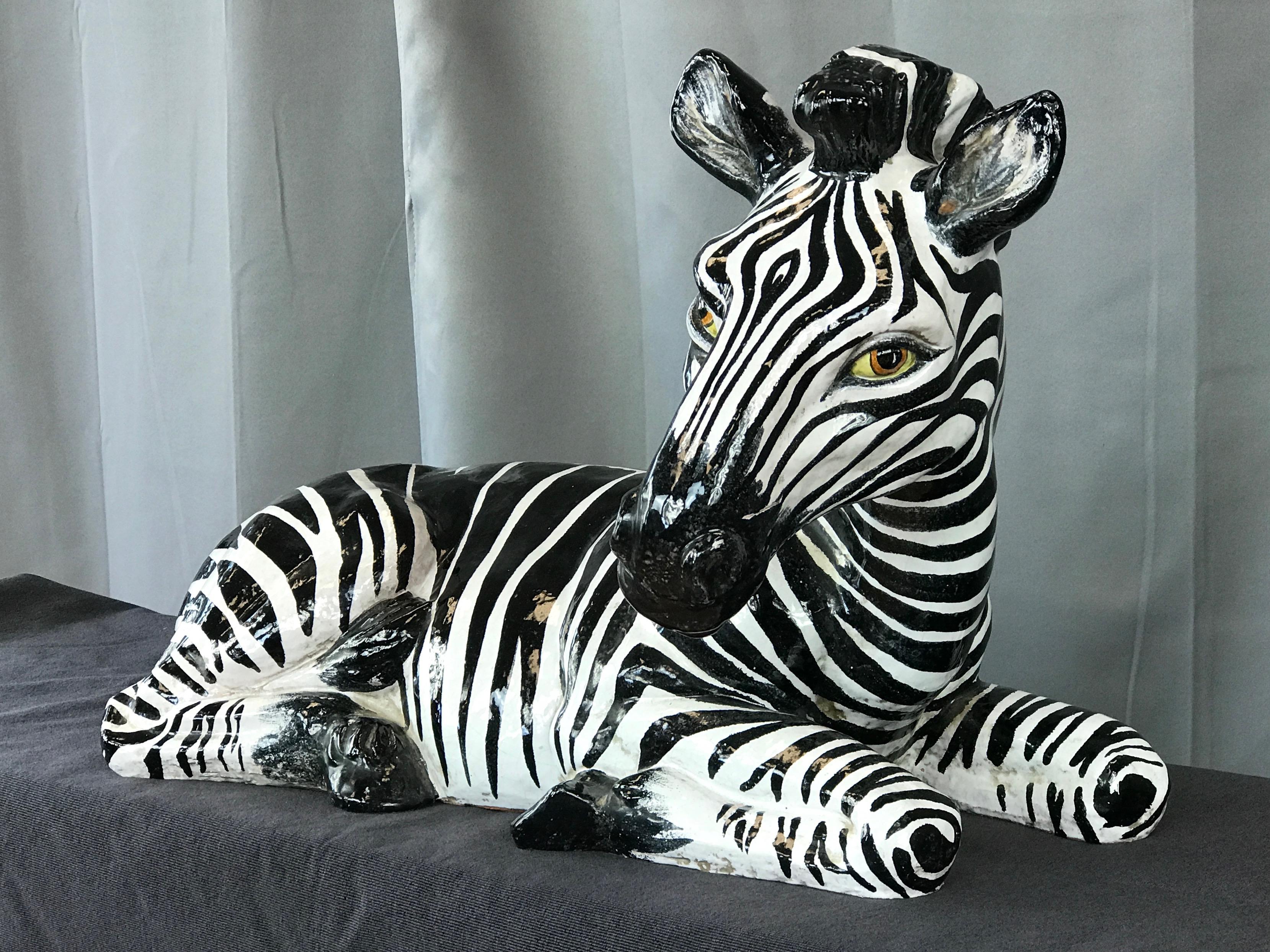 Großes glasiertes Terrakotta-Zebra im Stil von Manlio Trucco, Italien, ca. 1960er Jahre (Hollywood Regency)