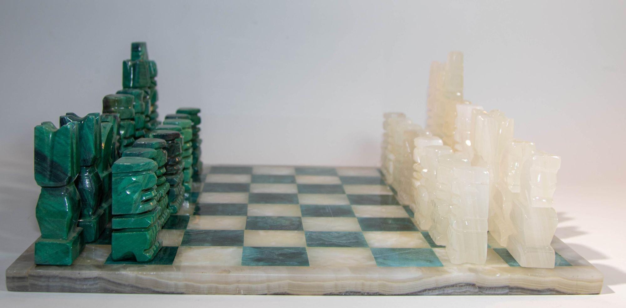 hand carved mexican onyx chess set