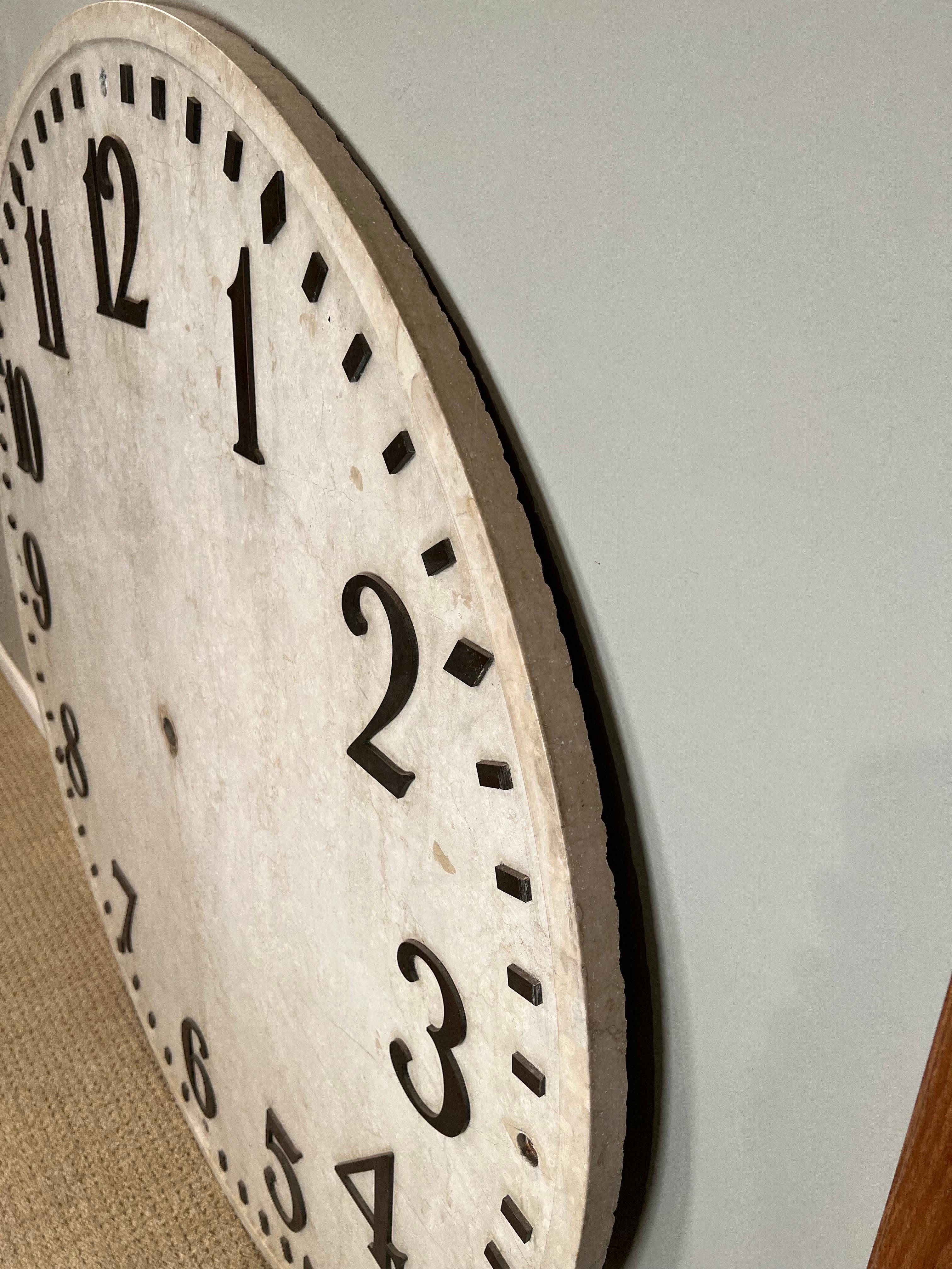 Américain Grand cadran d'horloge en marbre avec numéros en bronze en vente