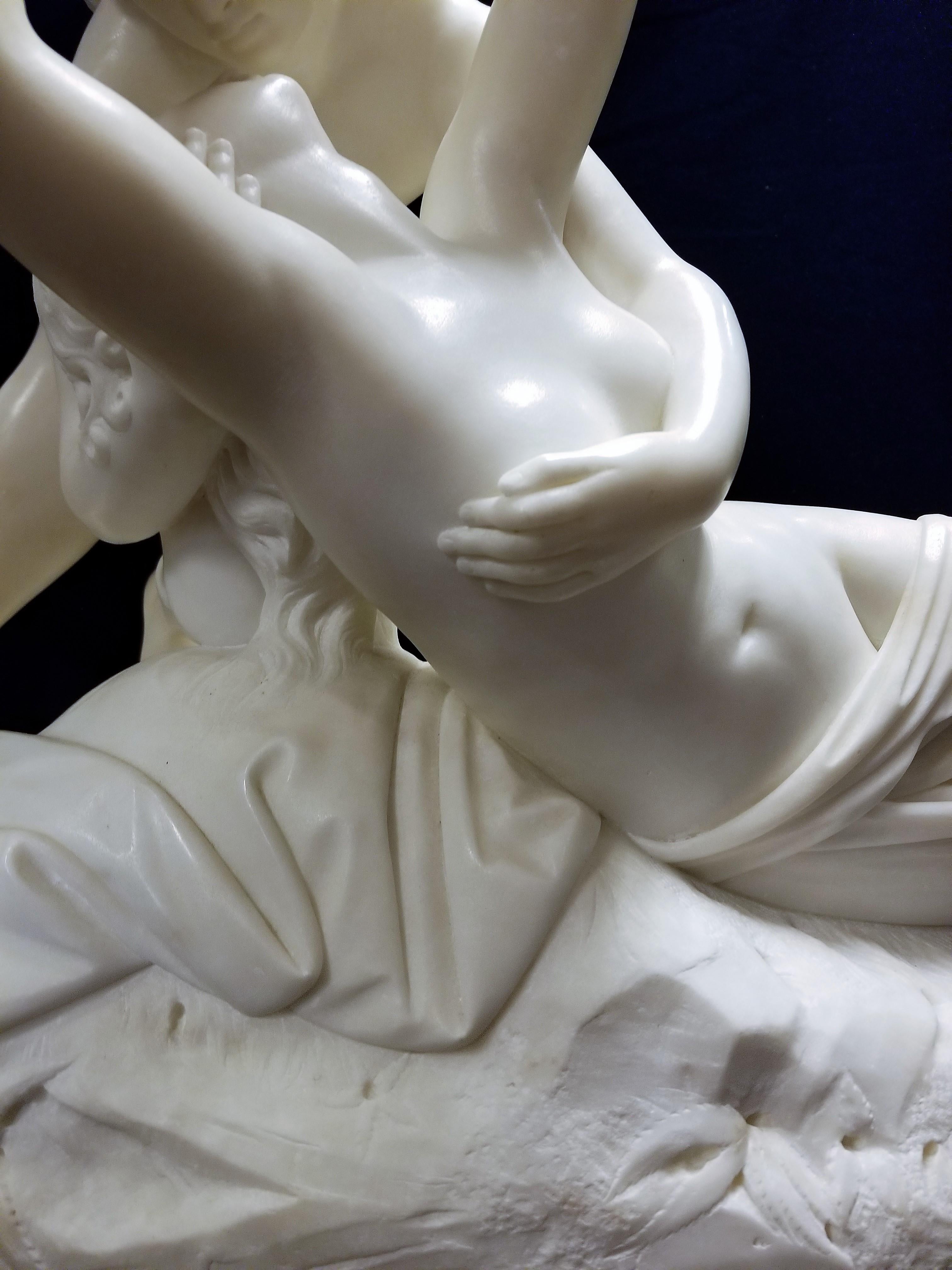 Grand groupe de marbres de « Cupidon et Psyché » d'après A. Canova, Signé C. Lapini Bon état - En vente à New York, NY