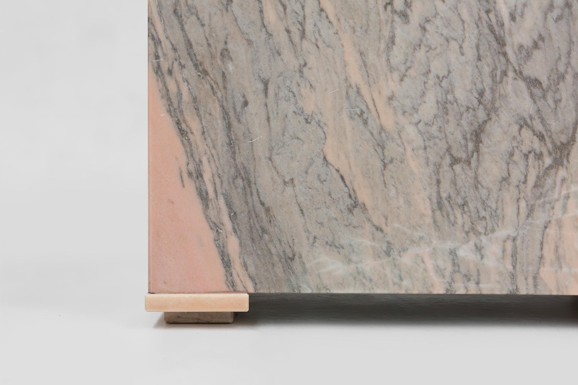 Late 20th Century Large marble planter in pink marble, Belgium ca. 1980 For Sale