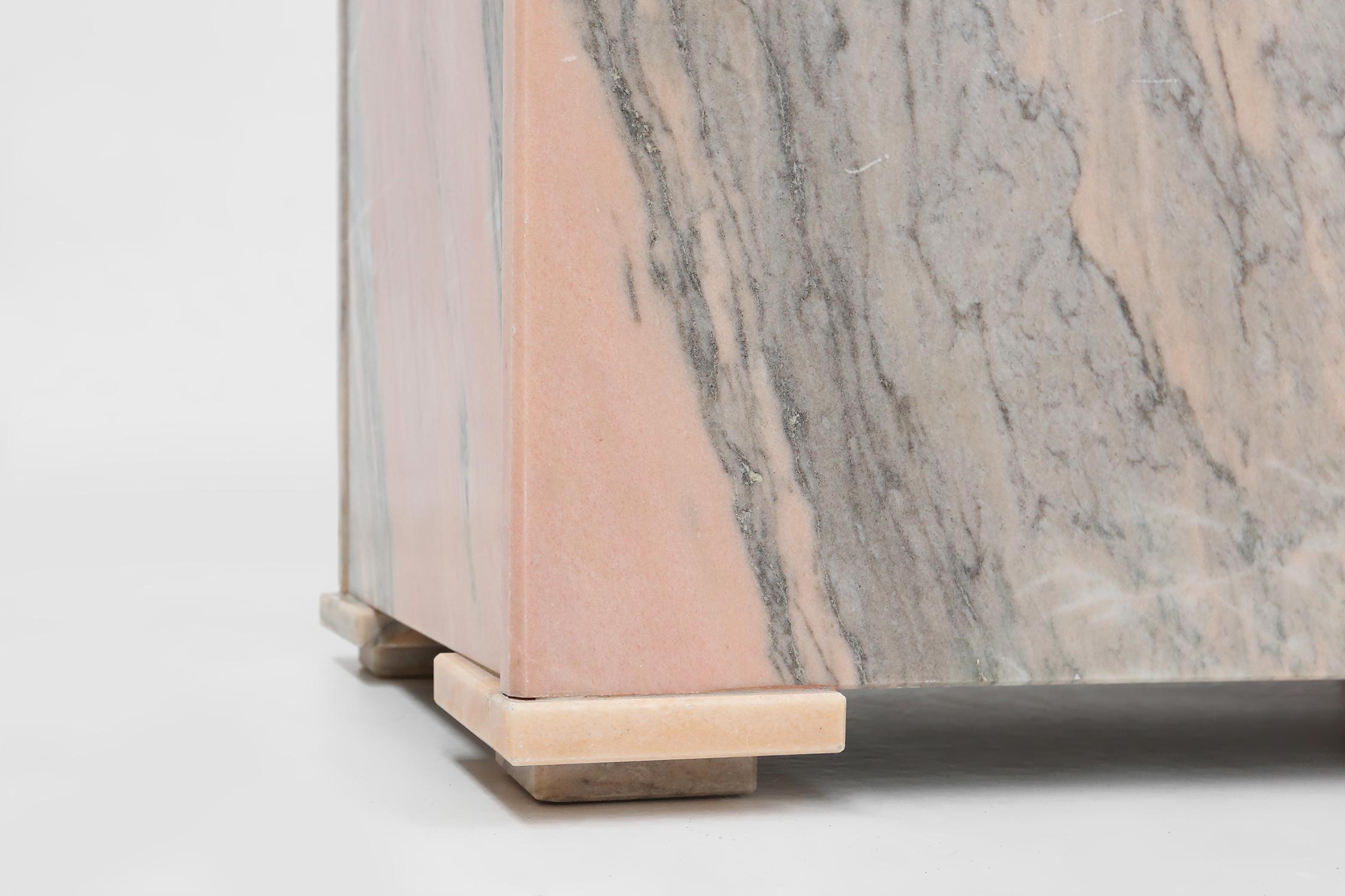Marble Large marble planter in pink marble, Belgium ca. 1980 For Sale