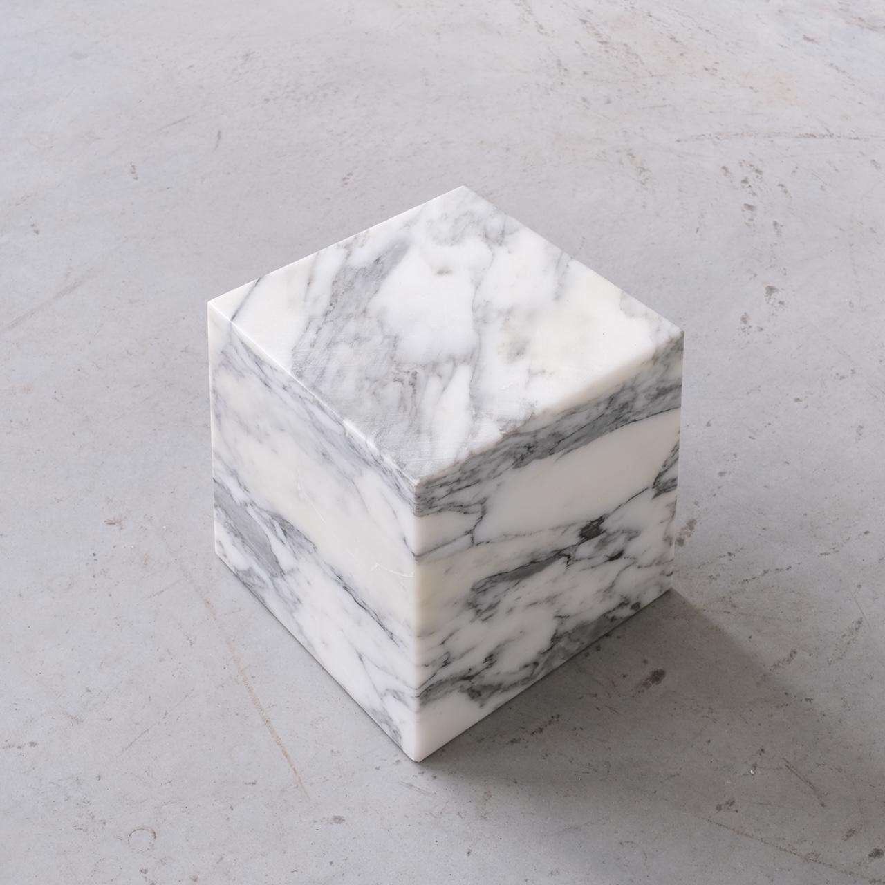Large Marble Square Midcentury Object In Good Condition For Sale In London, GB