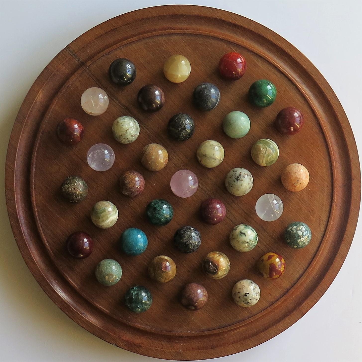 Large Marble Table Solitaire Game with 37 Mineral Stone Marbles, circa 1920 In Good Condition In Lincoln, Lincolnshire