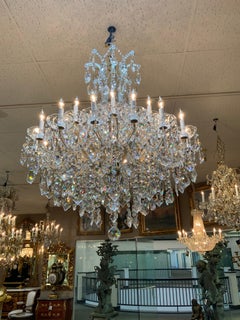 Large Maria Teresa crystal chandelier with twenty four lights