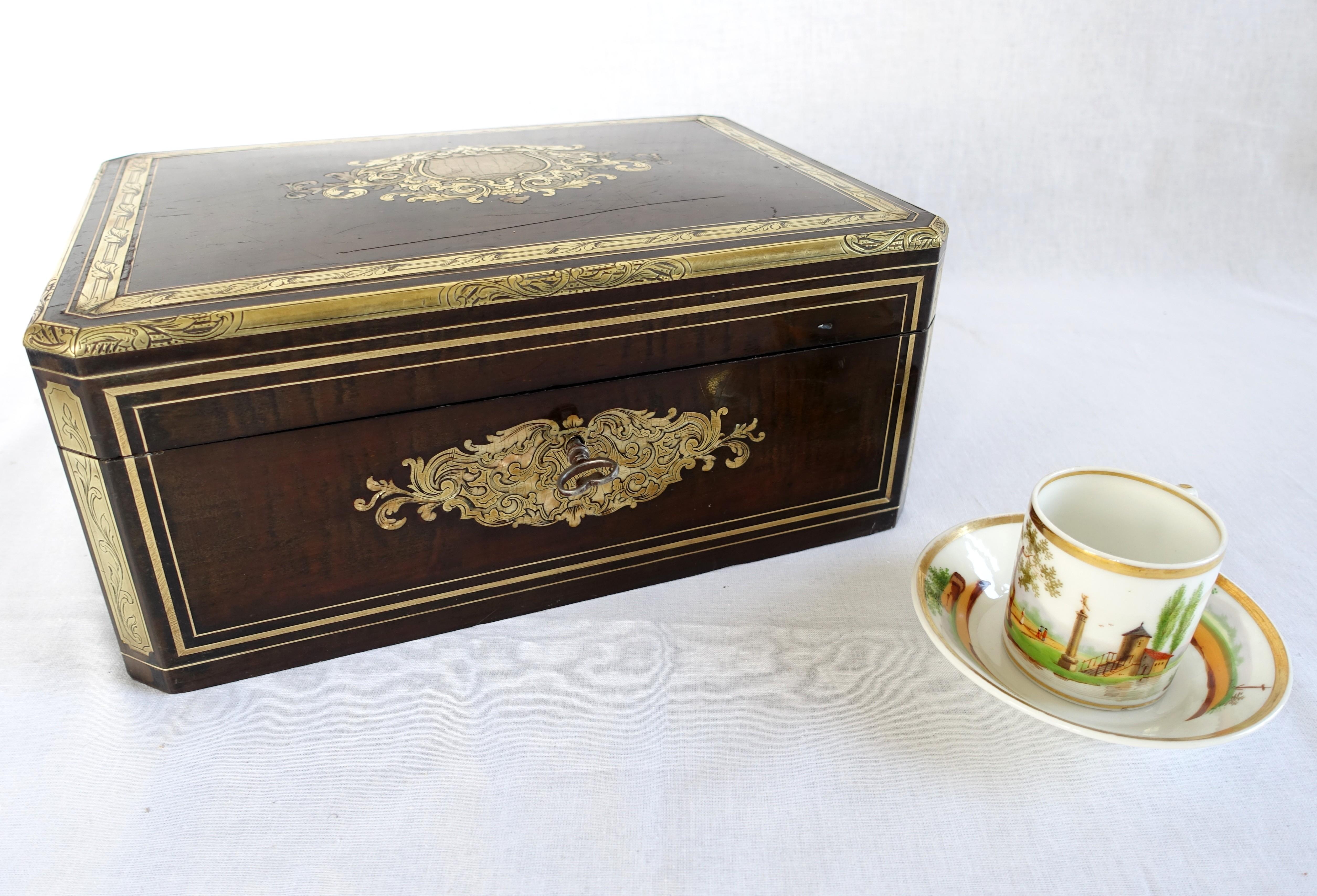 Large marquetry jewelry box or casket, 19th century For Sale 2