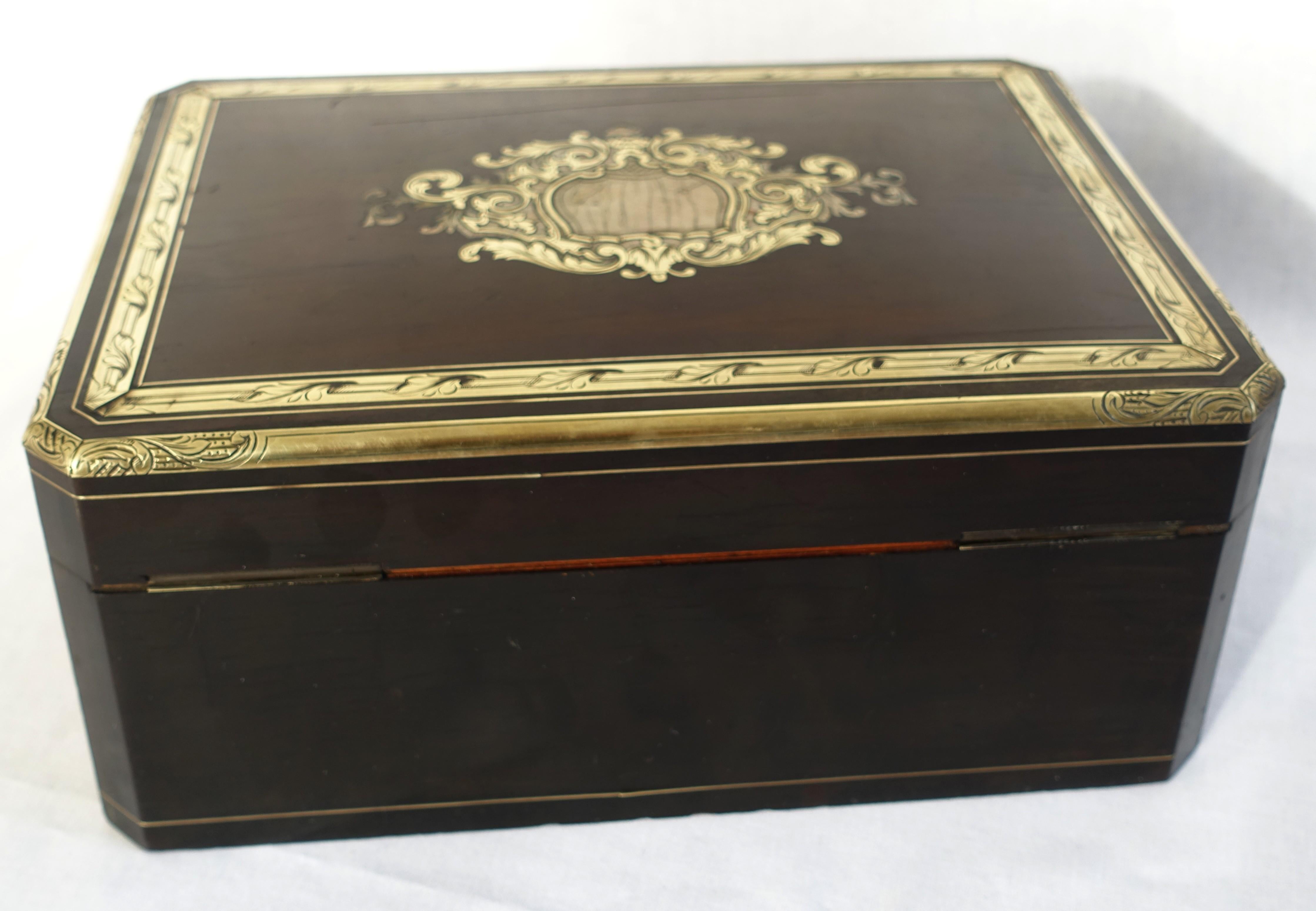 Large marquetry jewelry box or casket, 19th century For Sale 5