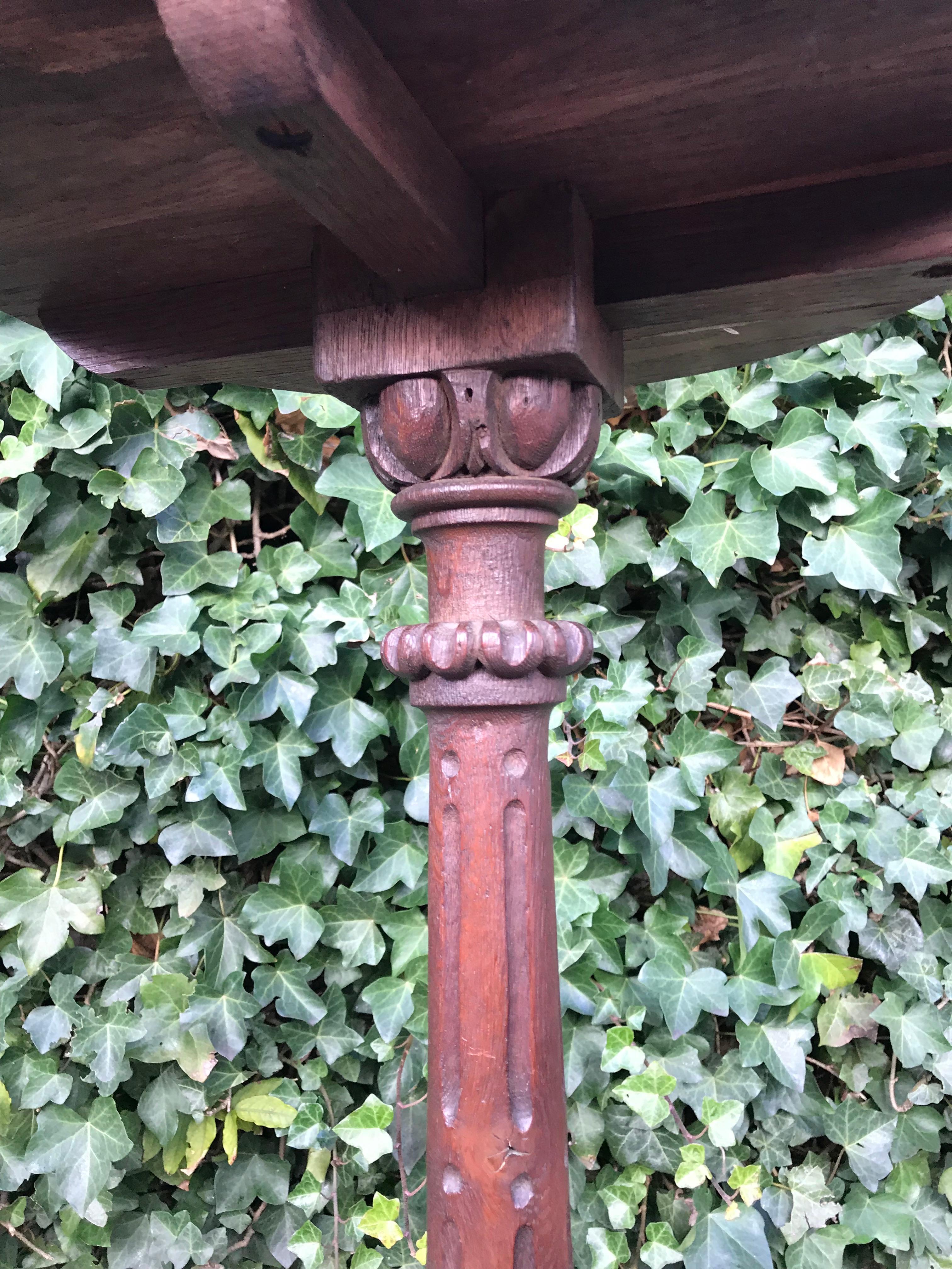 Hand-Crafted Large & Marvelous Pair of Handcrafted Oak Gueridon Flower Tables, Pedestals For Sale