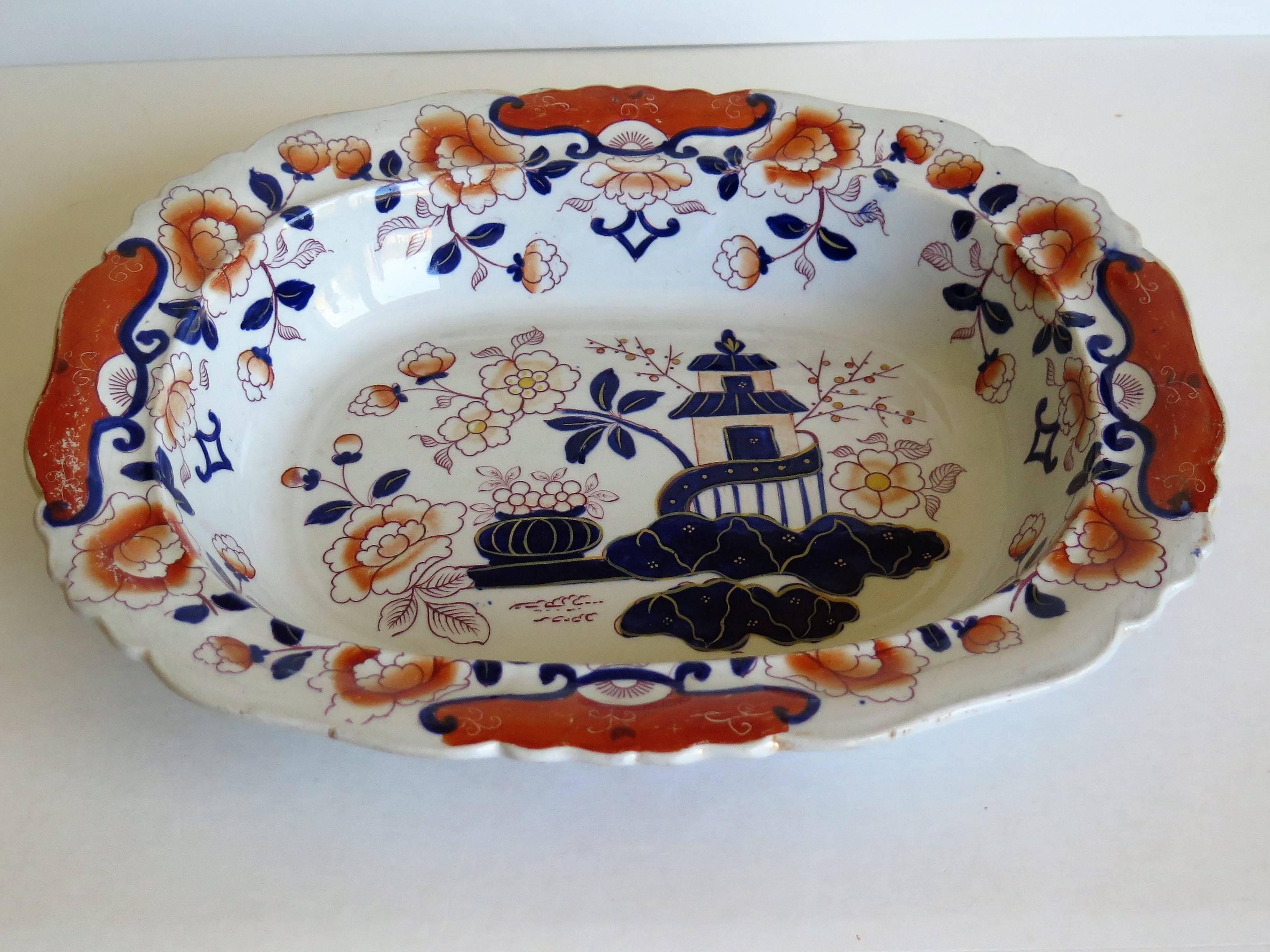 Large Mason's Ashworth's Ironstone Dish Chinoiserie Pattern 124, circa 1865 In Good Condition For Sale In Lincoln, Lincolnshire