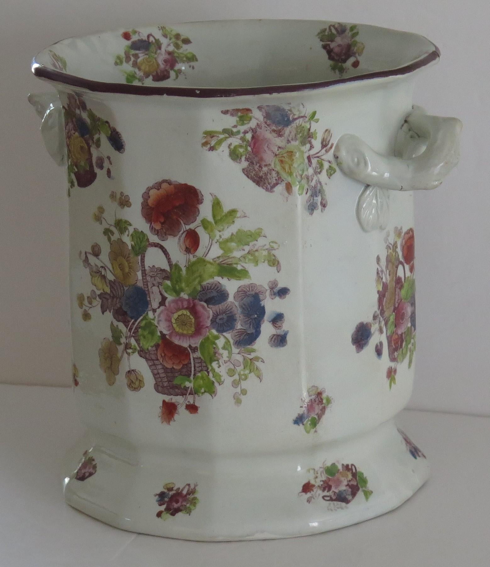 Large Masons Ironstone Wine Cooler or Ice Pail very rare, English circa 1818 In Good Condition For Sale In Lincoln, Lincolnshire