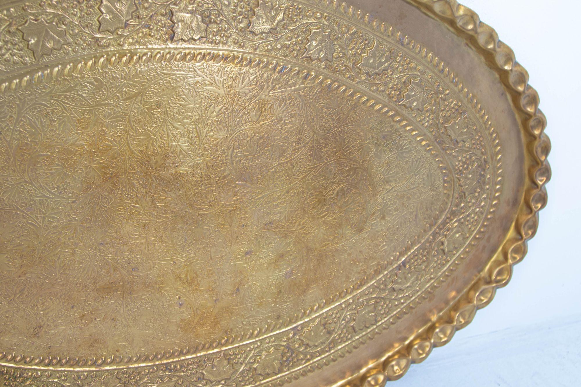 Large Massive Midcentury Brass Moroccan Oval Brass Tray For Sale 3