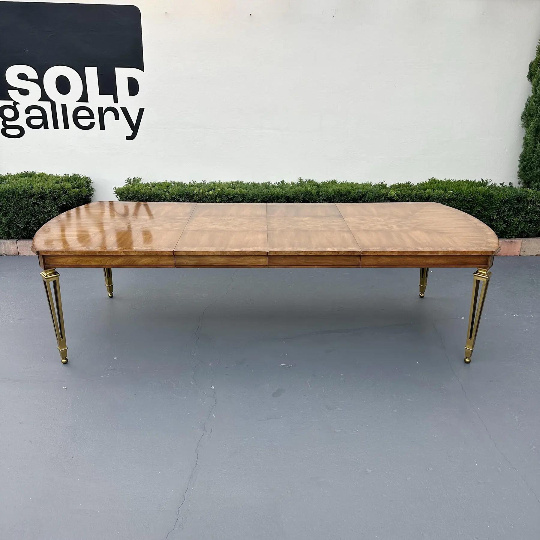 Grande table de salle à manger Mastercraft en bois de ronce et pieds en laiton, années 1970 en vente 4