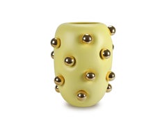 Grand vase en céramique jaune pastel mat, citron BonBon by deBlona