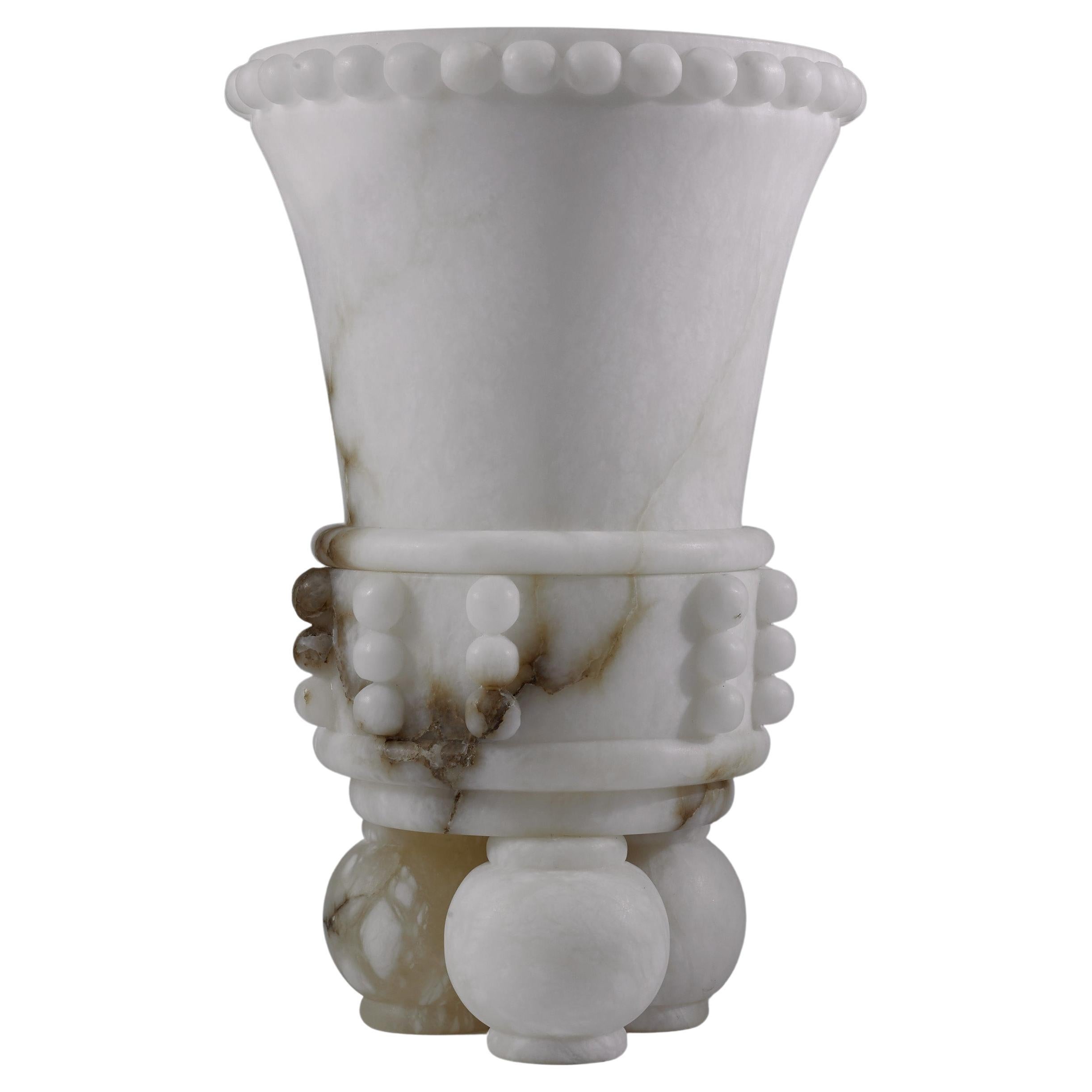 Grand vase en albâtre d'inspiration mayaise