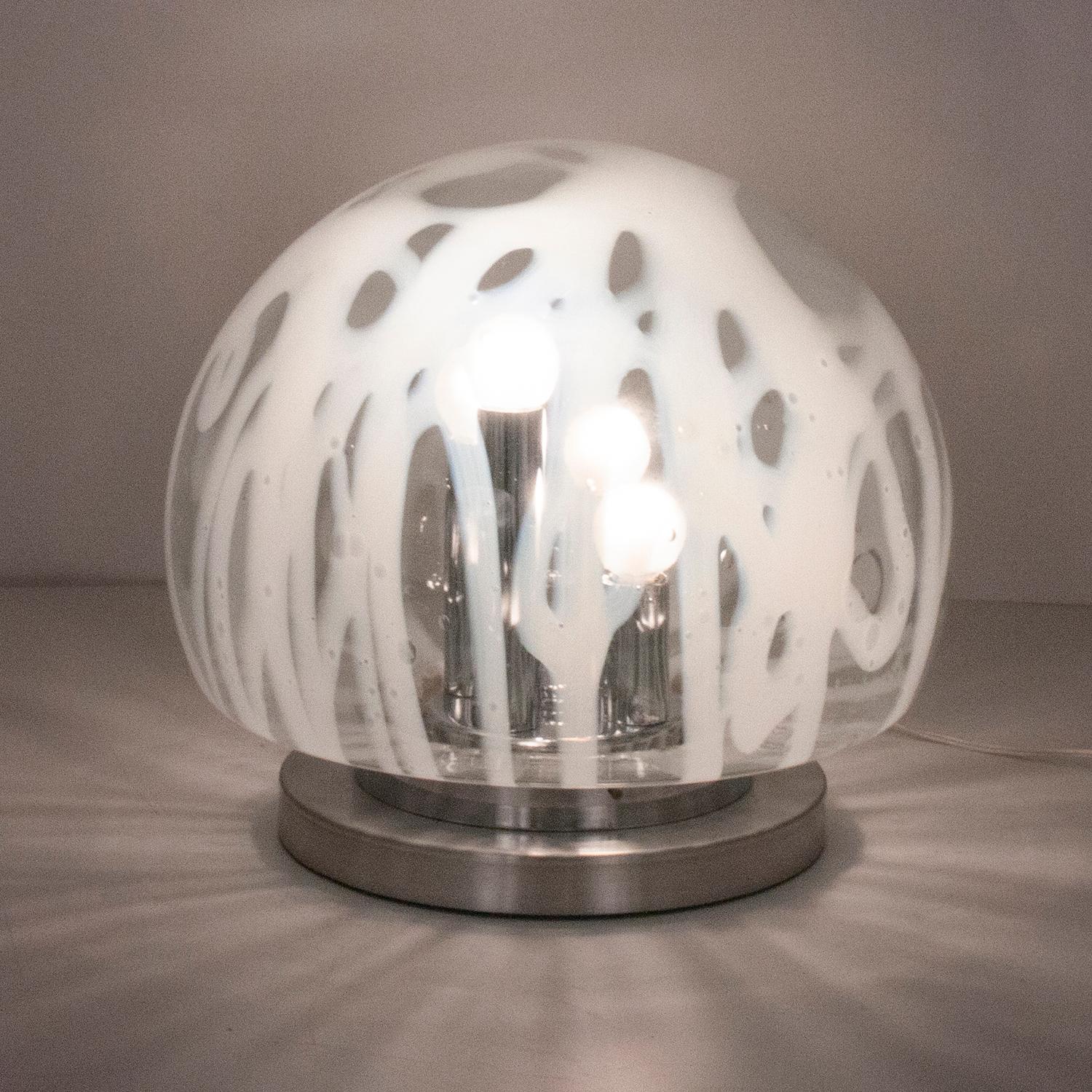 Large Mazzega 1970s Table Lamp, Murano Glass, Italy In Good Condition For Sale In Barcelona, Cataluna