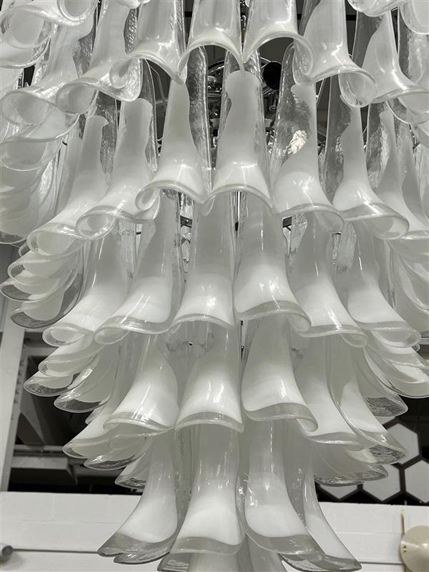 Vetro di Murano Grande lampadario in vetro Mazzega in vendita