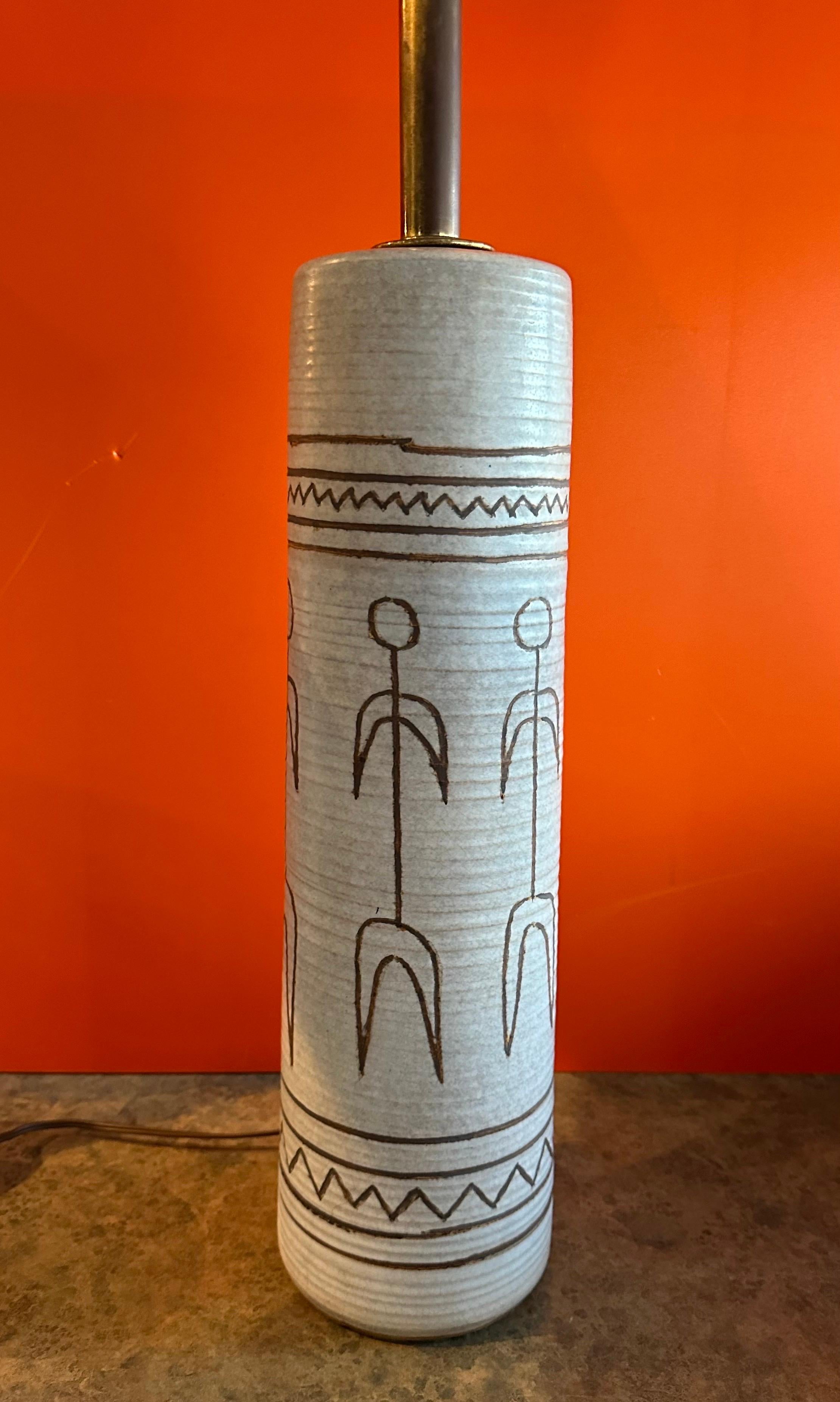 Large MCM Figural Ceramic Table Lamp in the Style of Bitossi For Sale 1