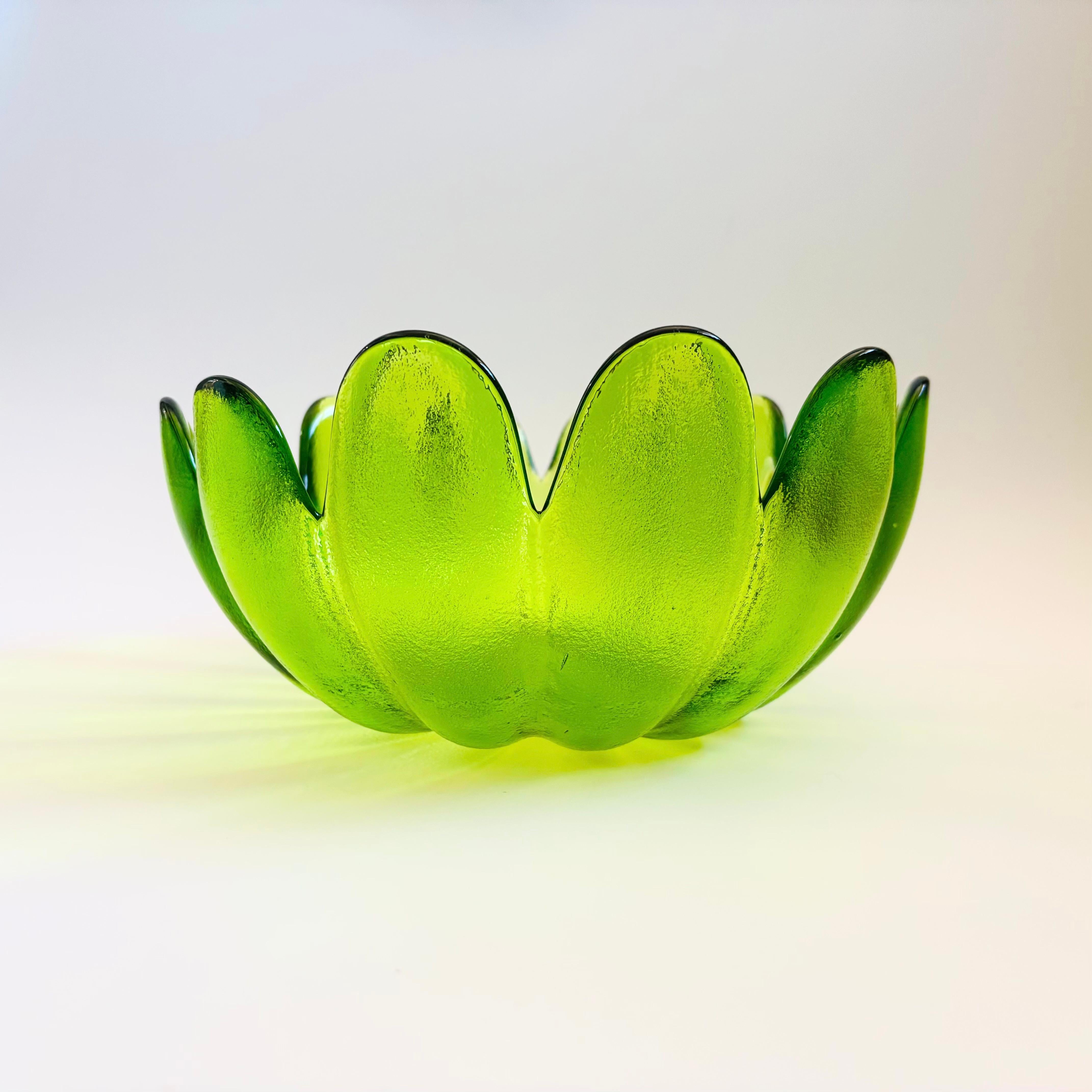 Large MCM Glass Lotus Petal Salad Bowl For Sale 2