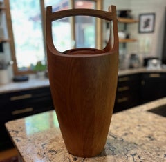 Large MCM Quistgaard for Dansk Teak Ice Bucket with Lid and Swing Handle