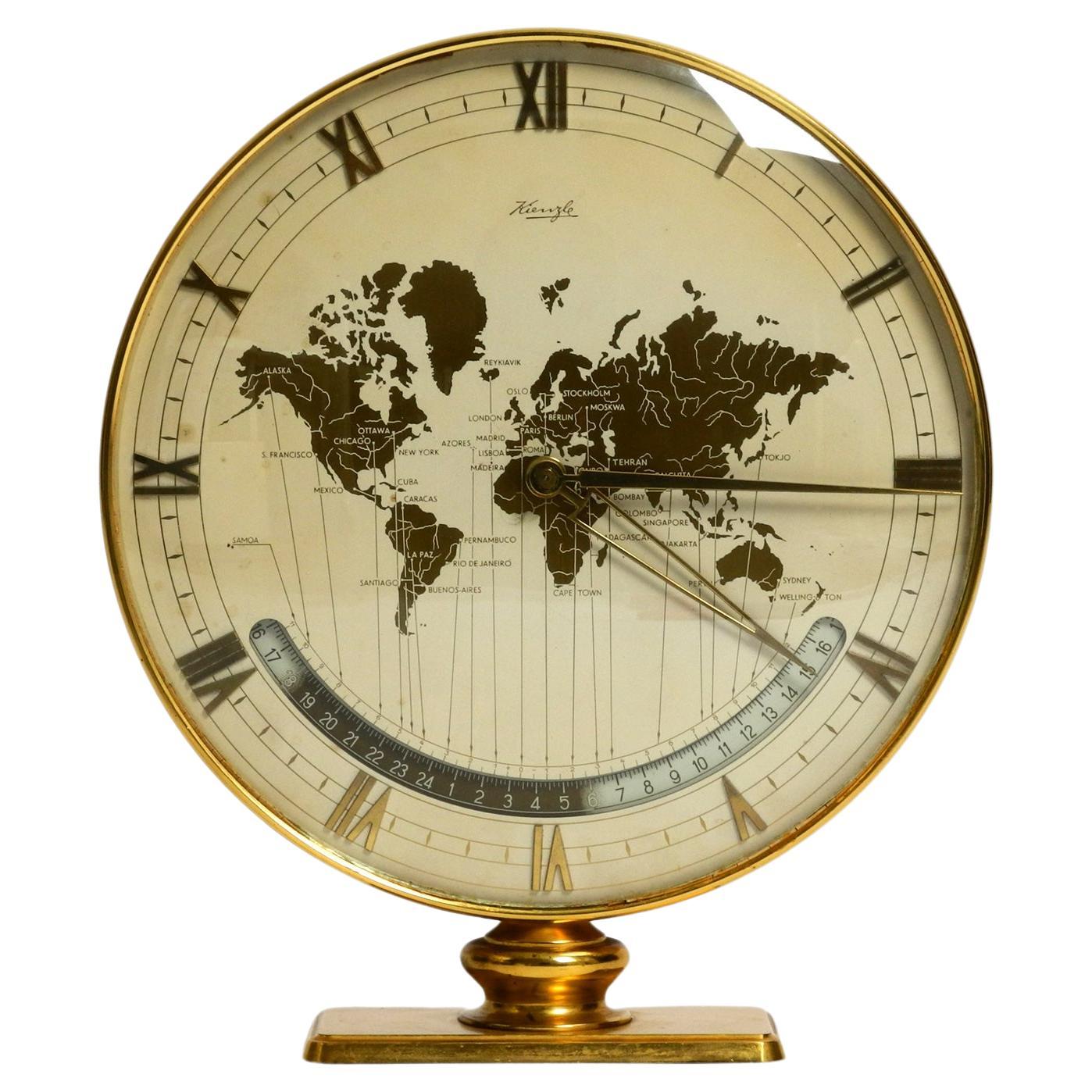 Grande horloge mondiale mécanique en laiton des années 1950 par Heinrich Möller pour Kienzle Clocks