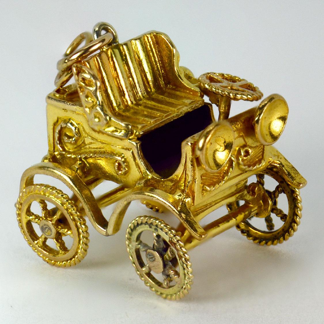 Large Mechanical Car 9K Yellow Gold Charm Pendant 7