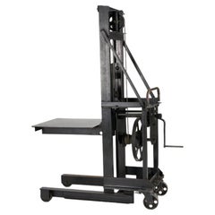 Grand ascenseur mécanique, États-Unis, vers 1970